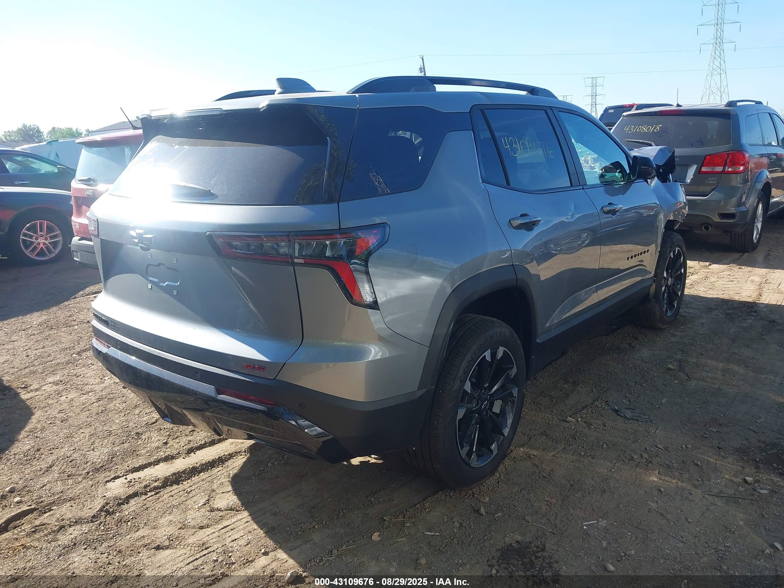 CHEVROLET EQUINOX image 4