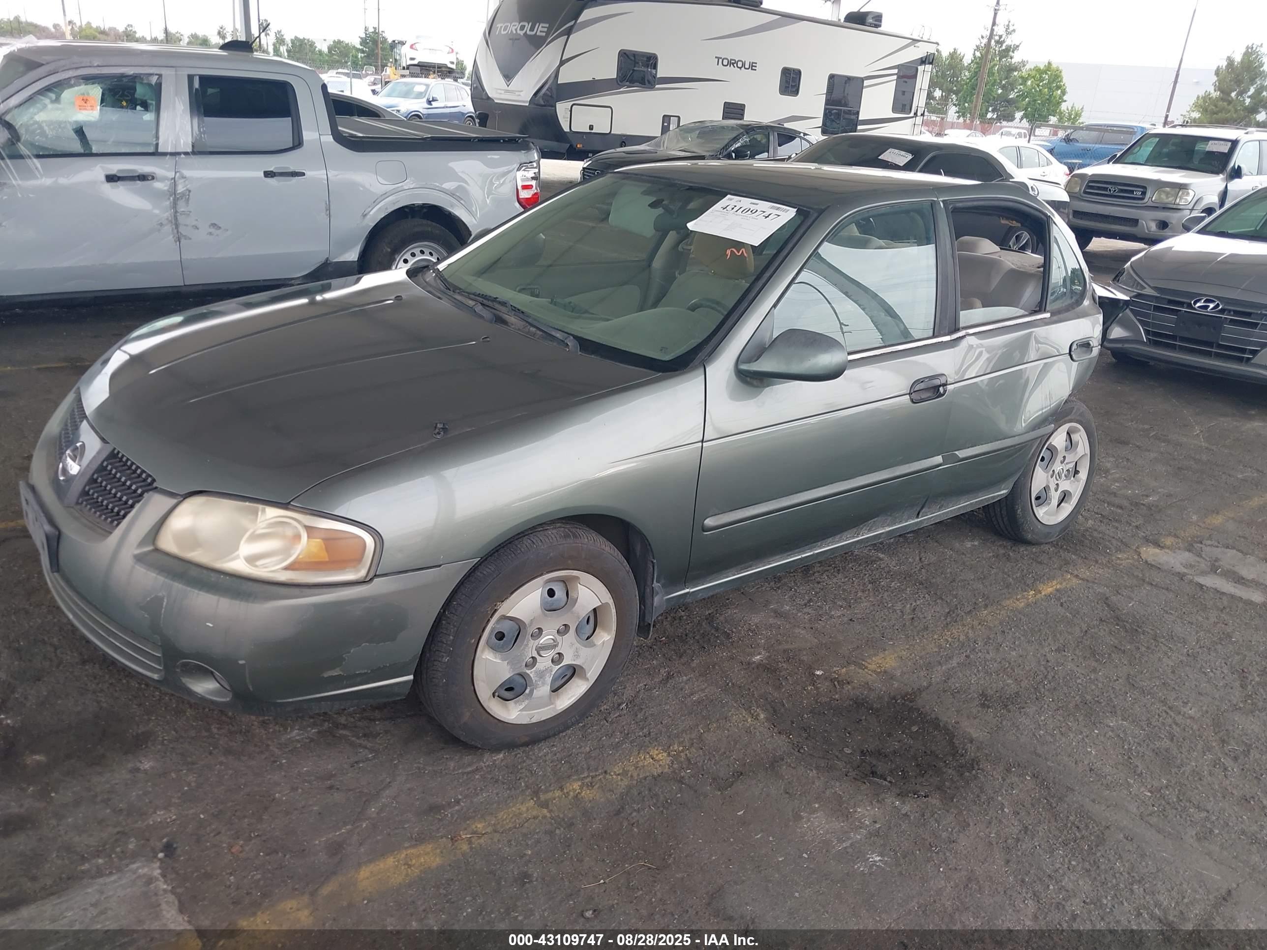 NISSAN SENTRA image 2