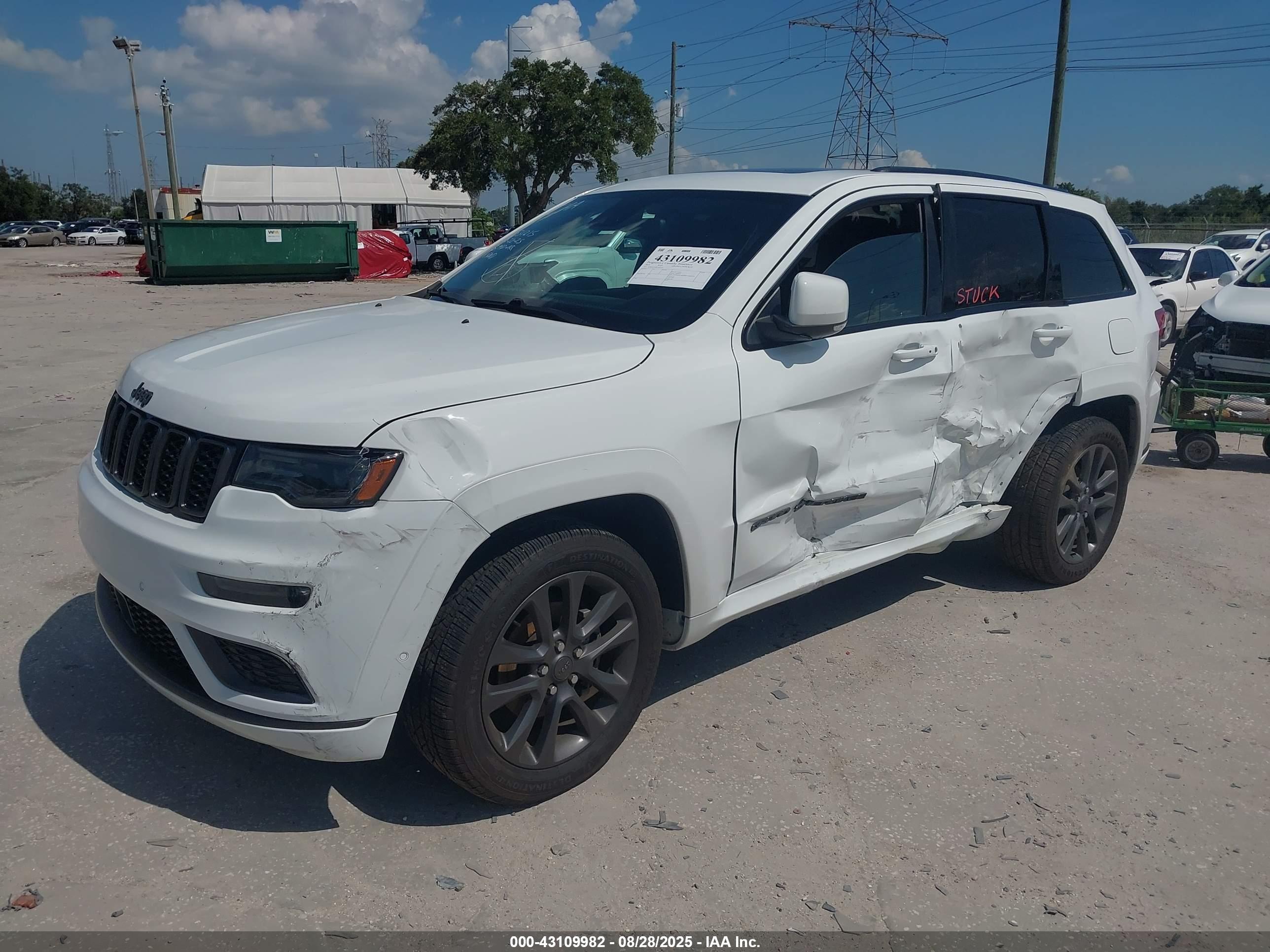 JEEP GRAND image 2