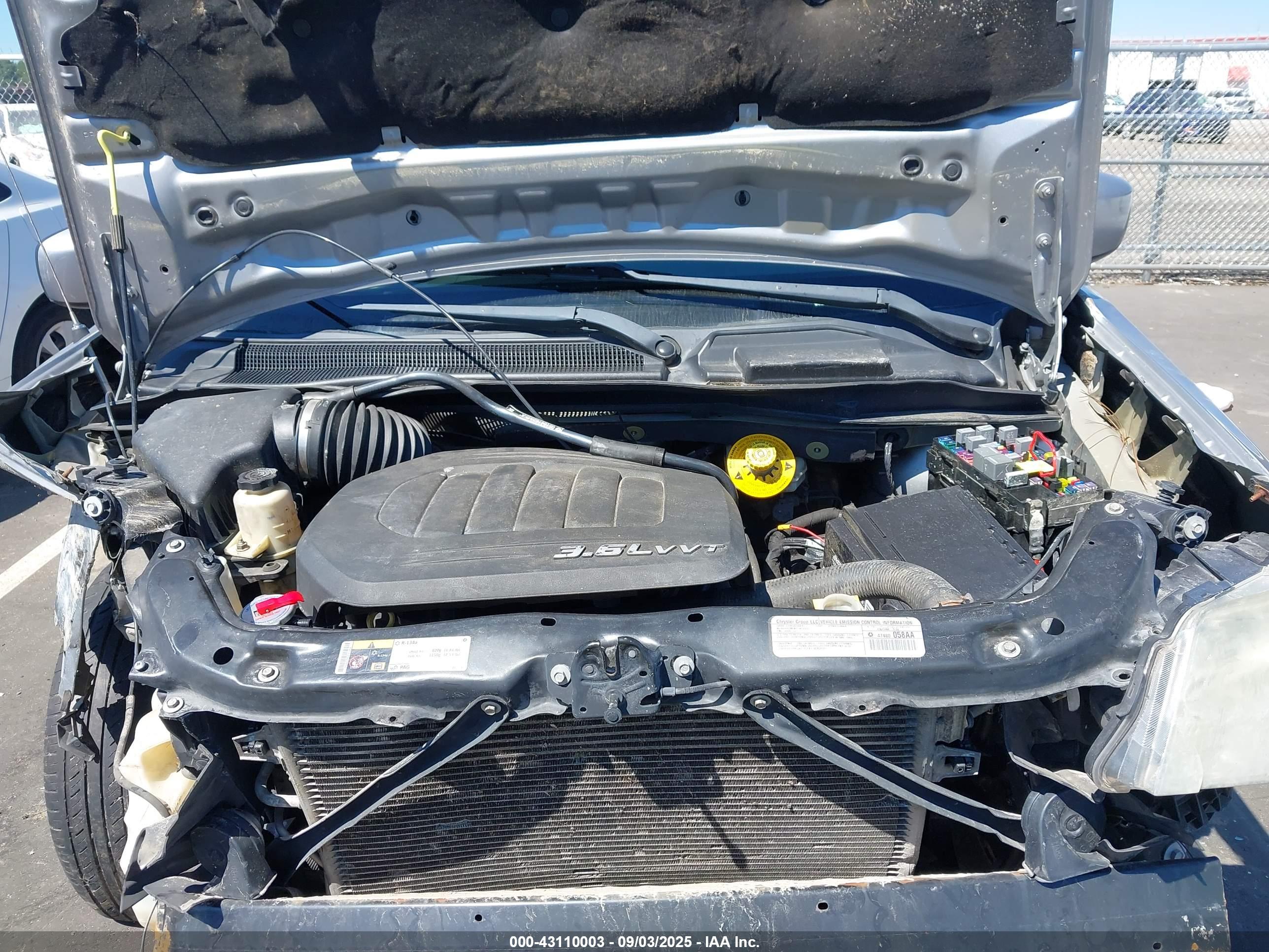 CHRYSLER TOWN image 10