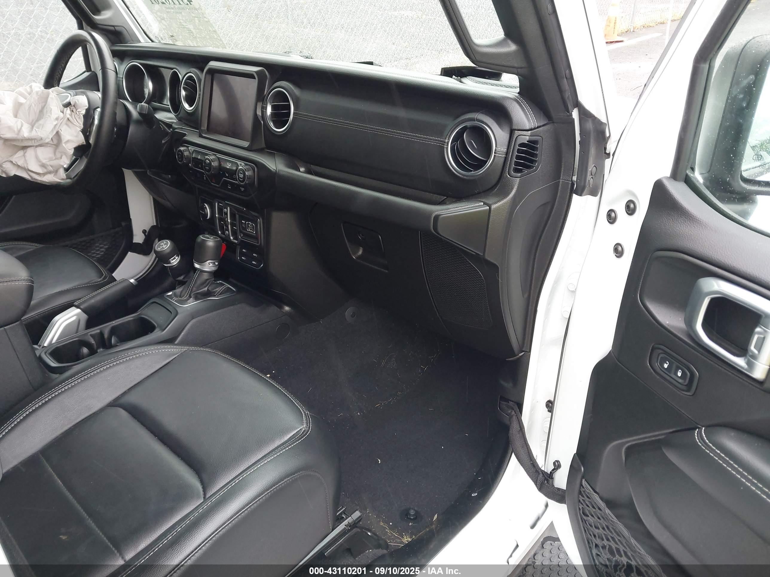 JEEP WRANGLER image 5