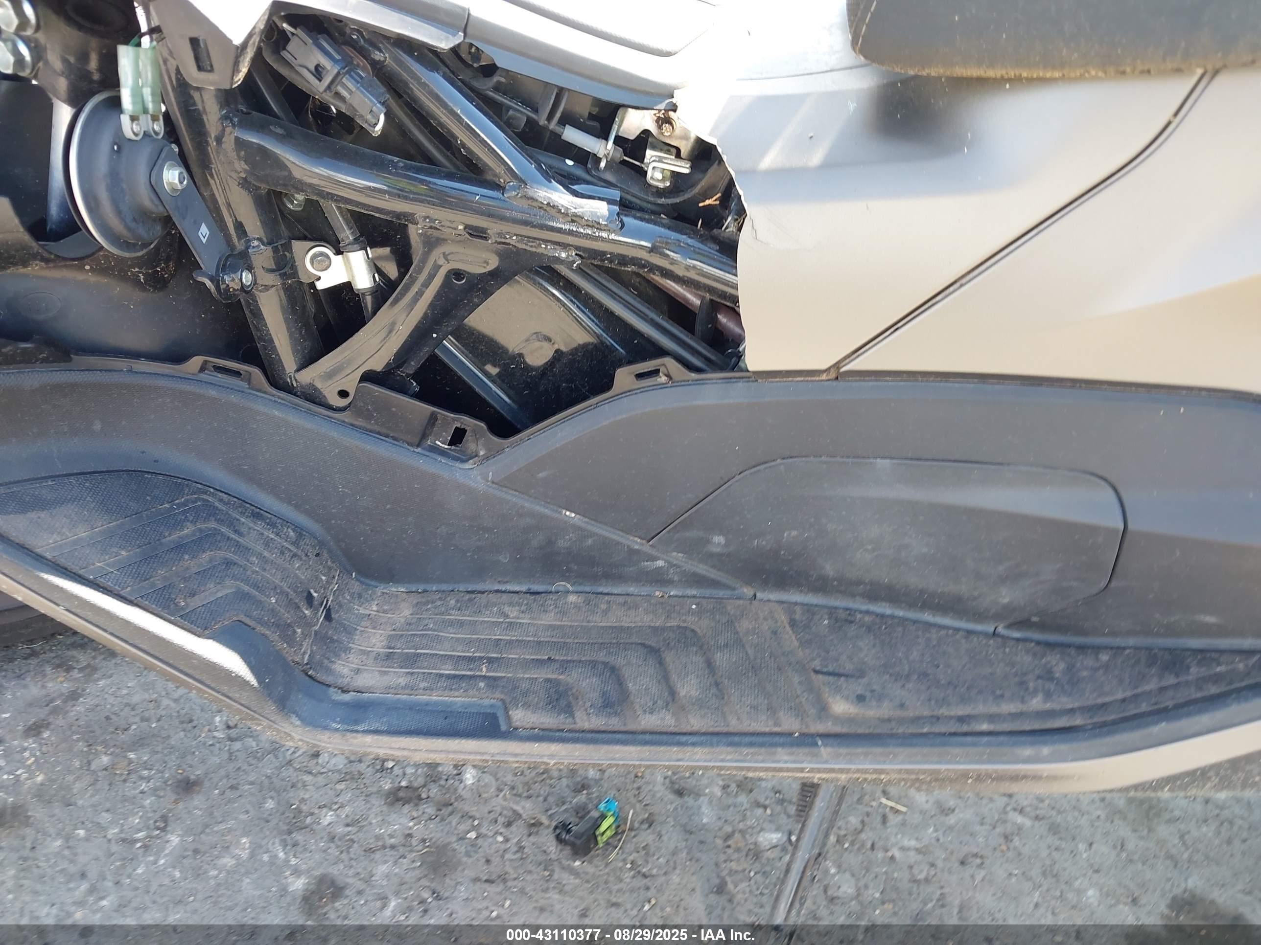HONDA WW150 image 9