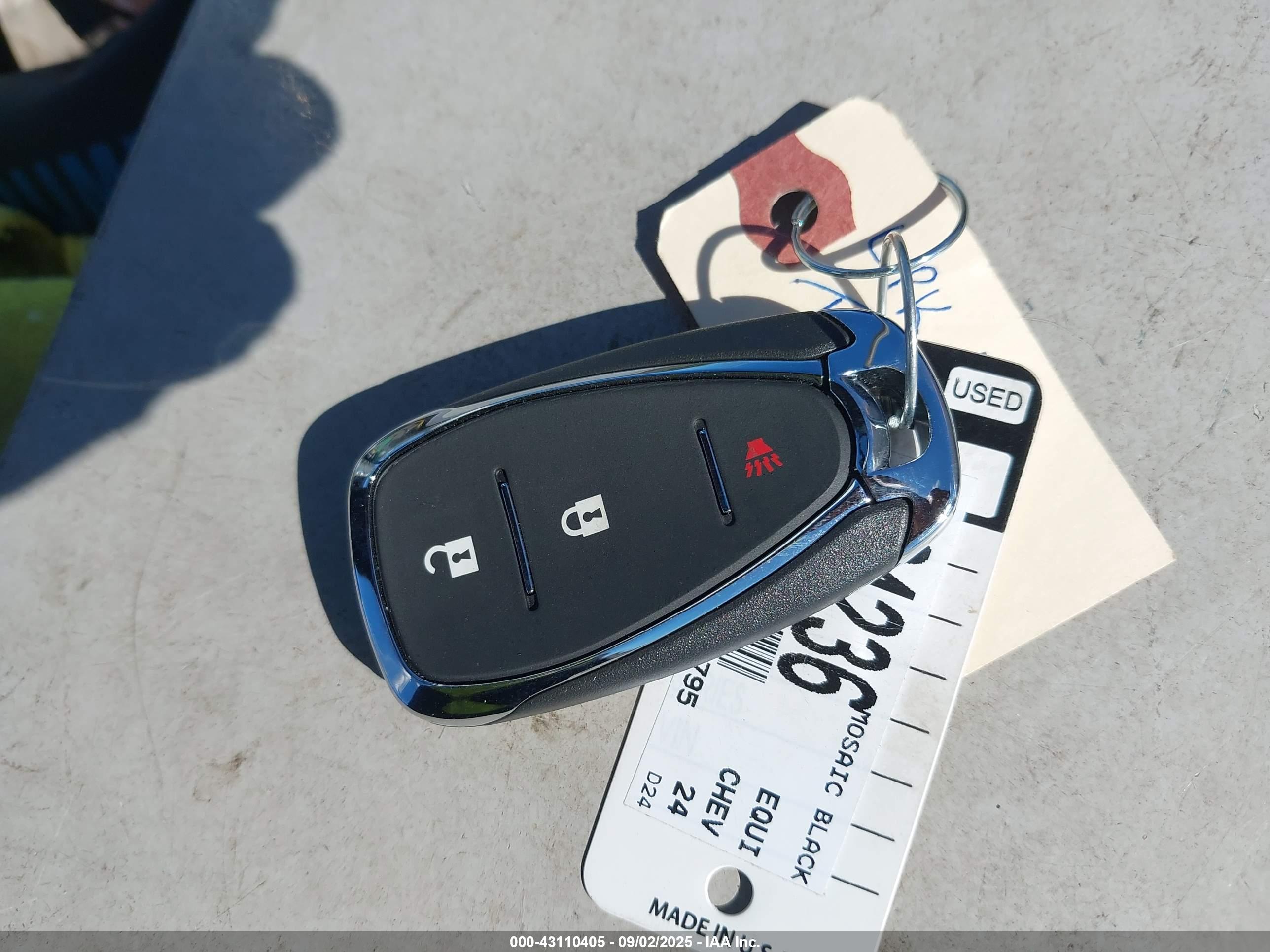 CHEVROLET EQUINOX image 11