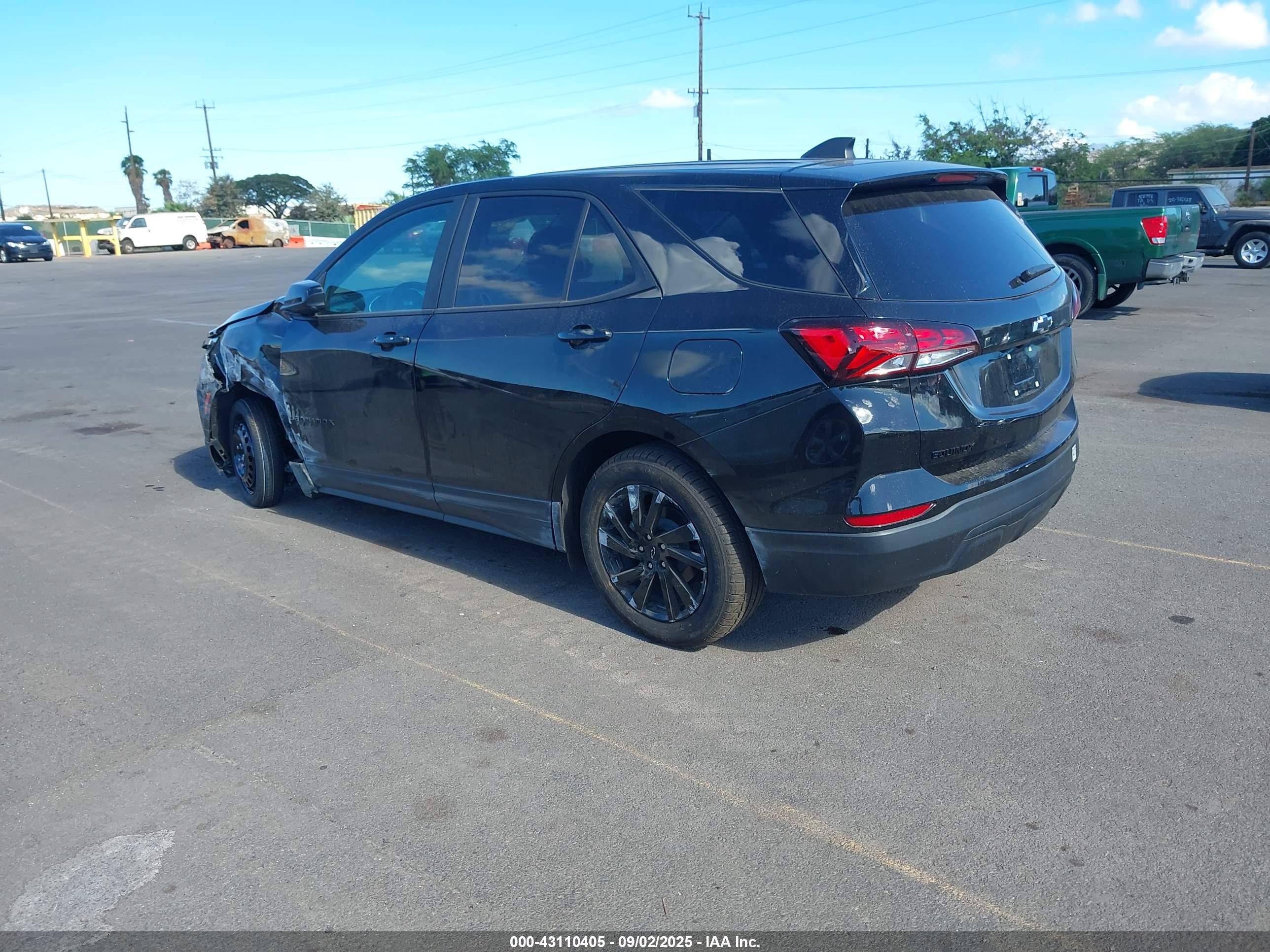 CHEVROLET EQUINOX image 3