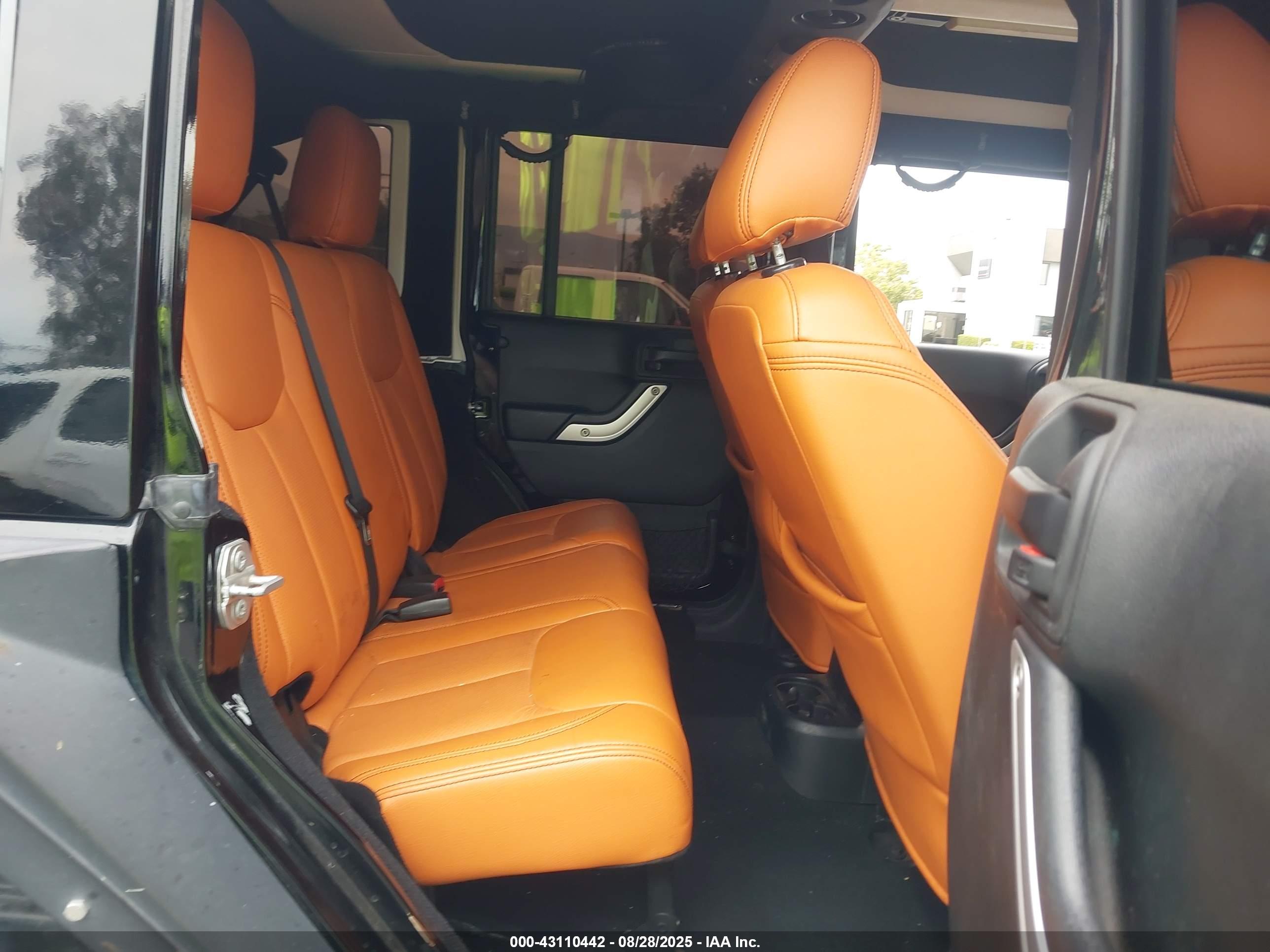 JEEP WRANGLER image 8
