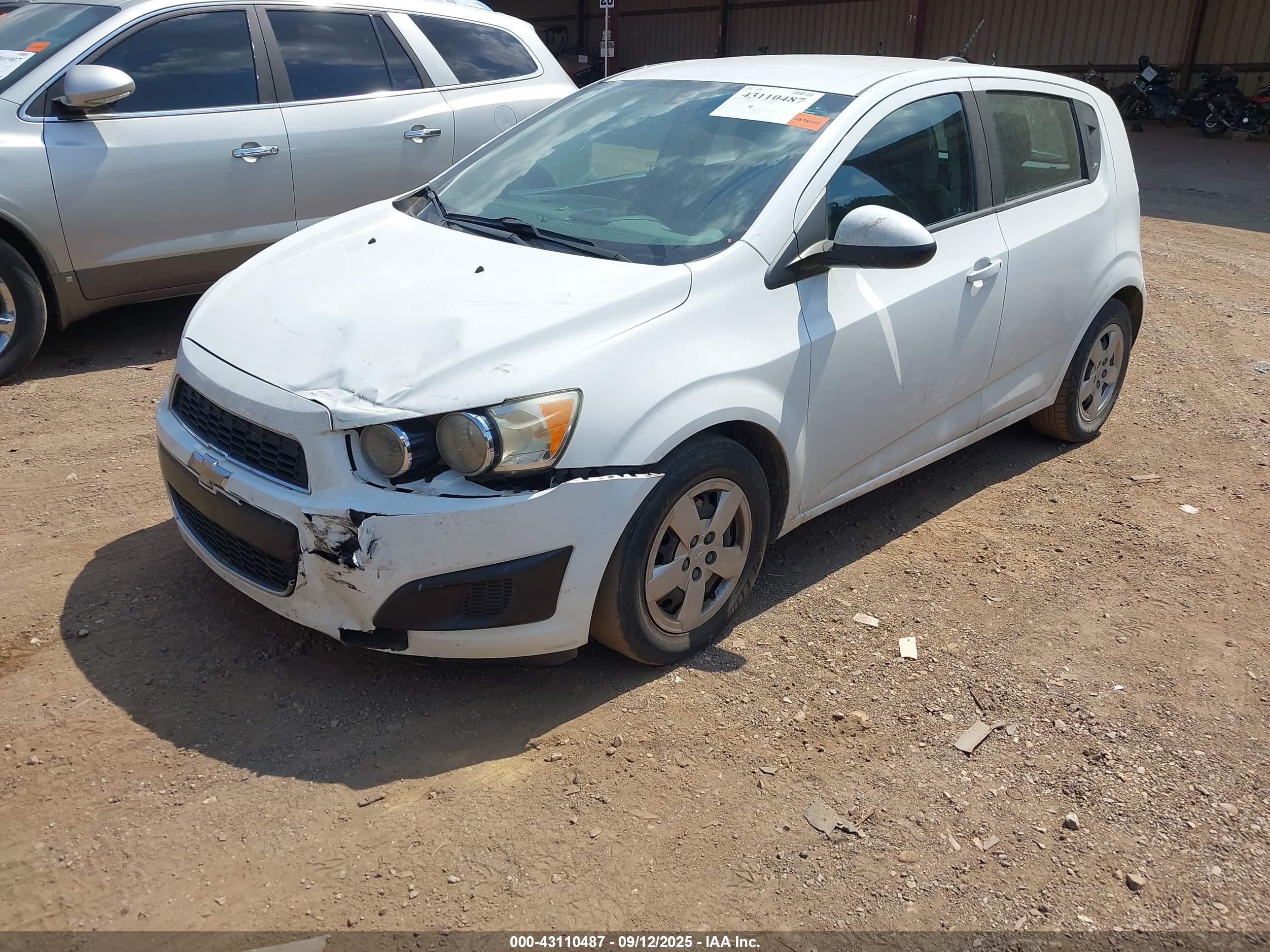 CHEVROLET SONIC image 2