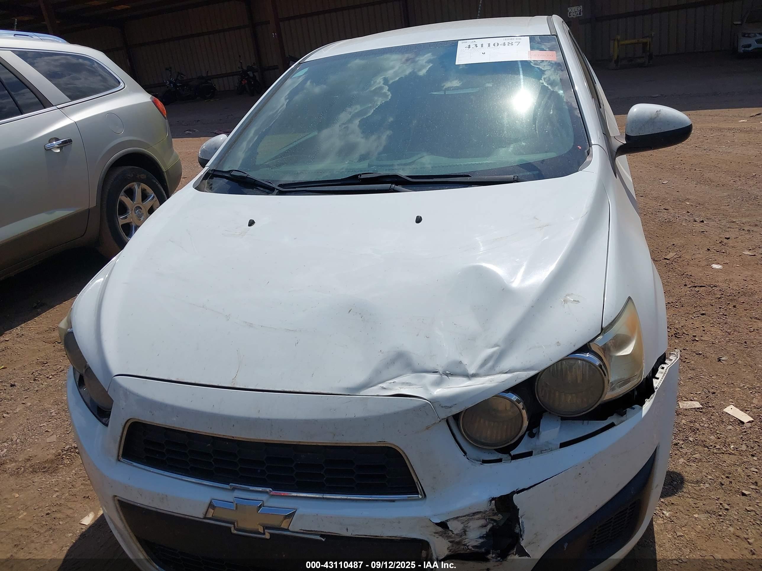 CHEVROLET SONIC image 6