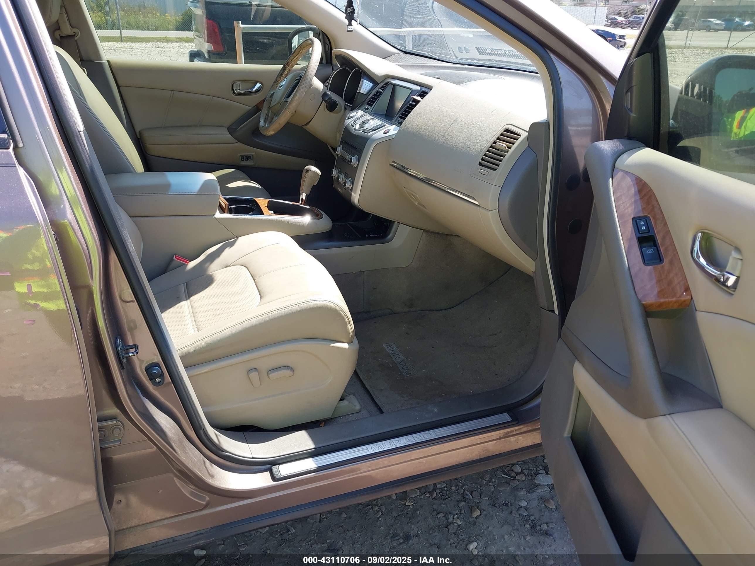 NISSAN MURANO image 5