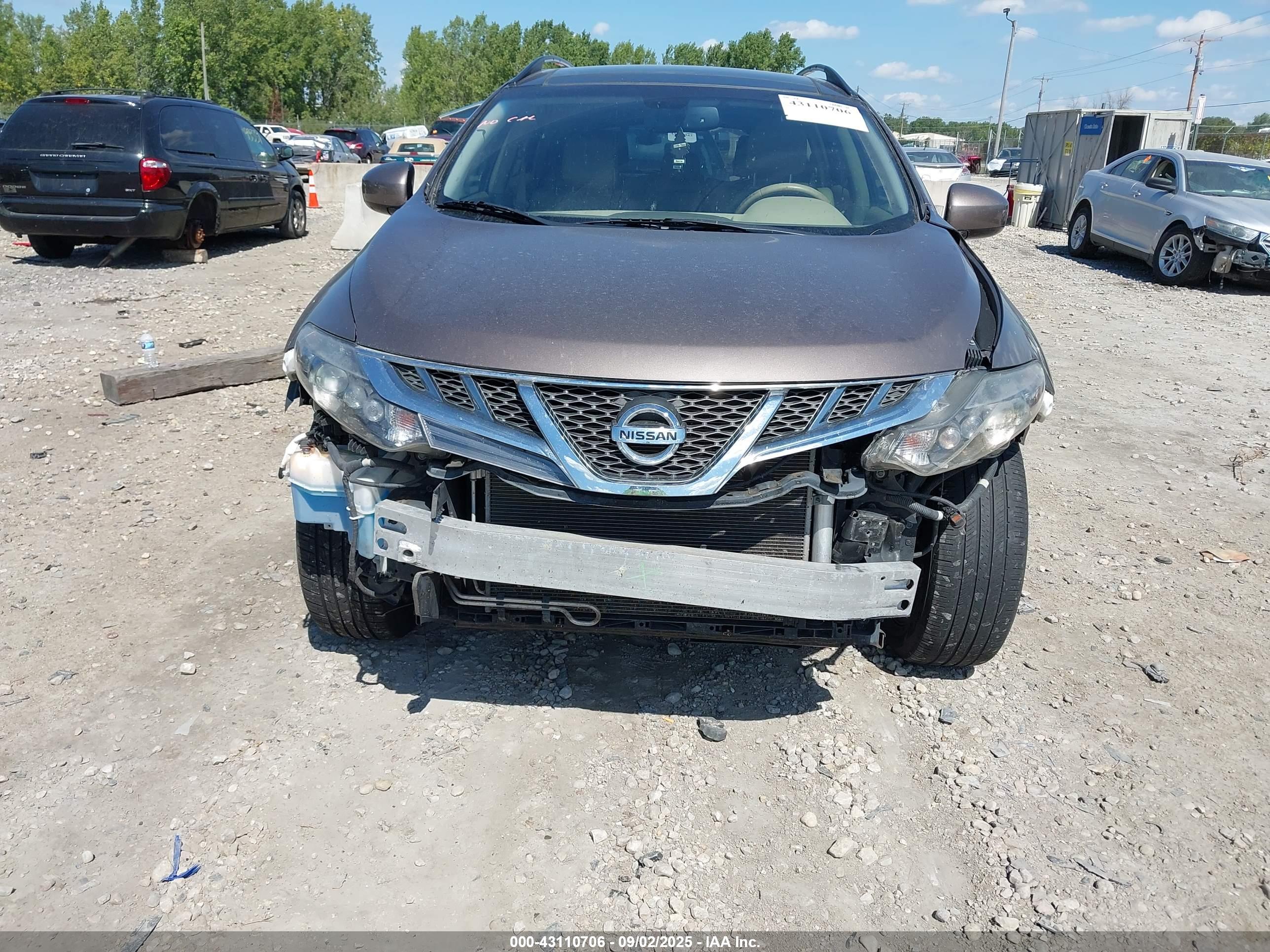 NISSAN MURANO image 6