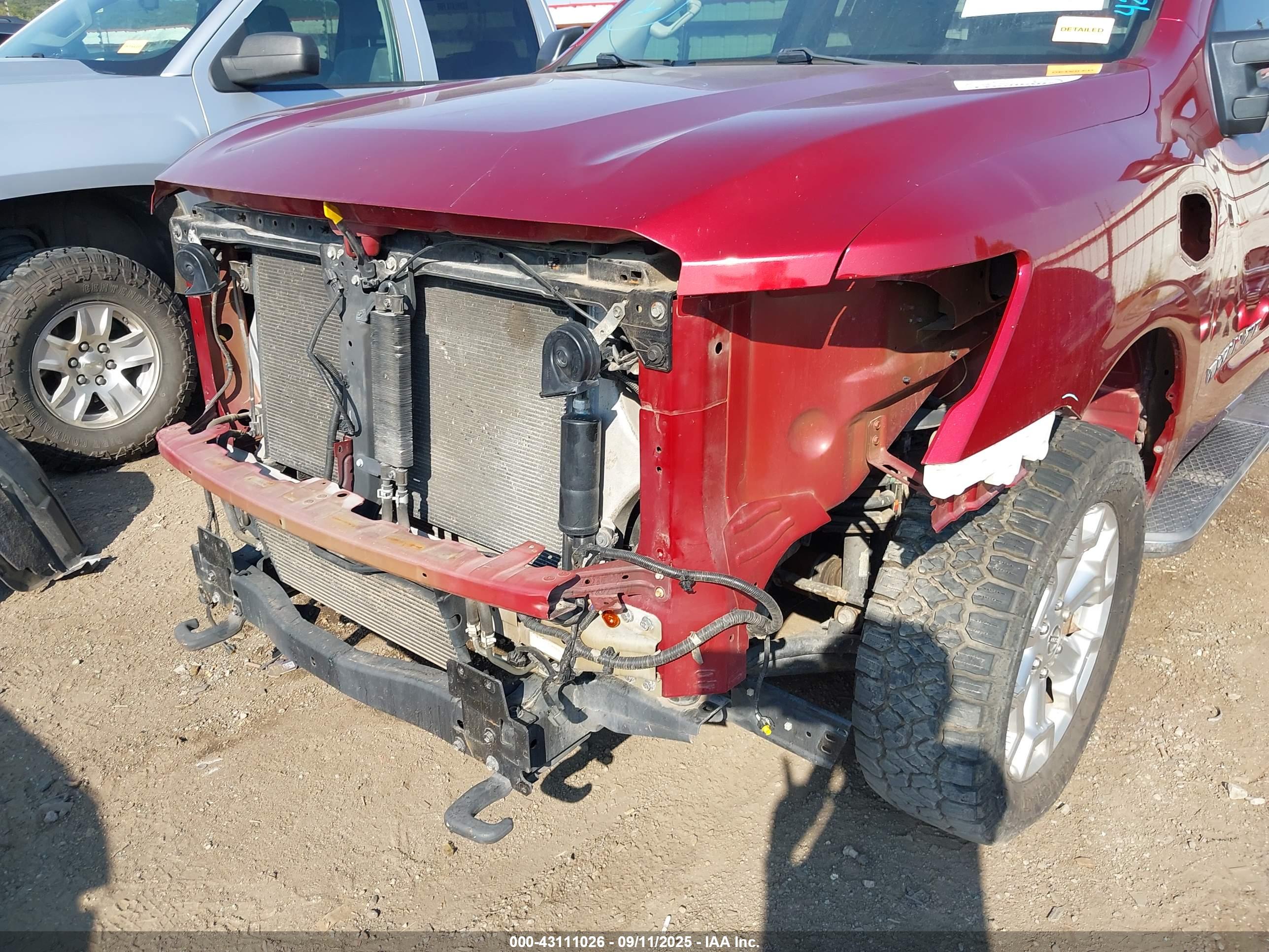 NISSAN TITAN image 6