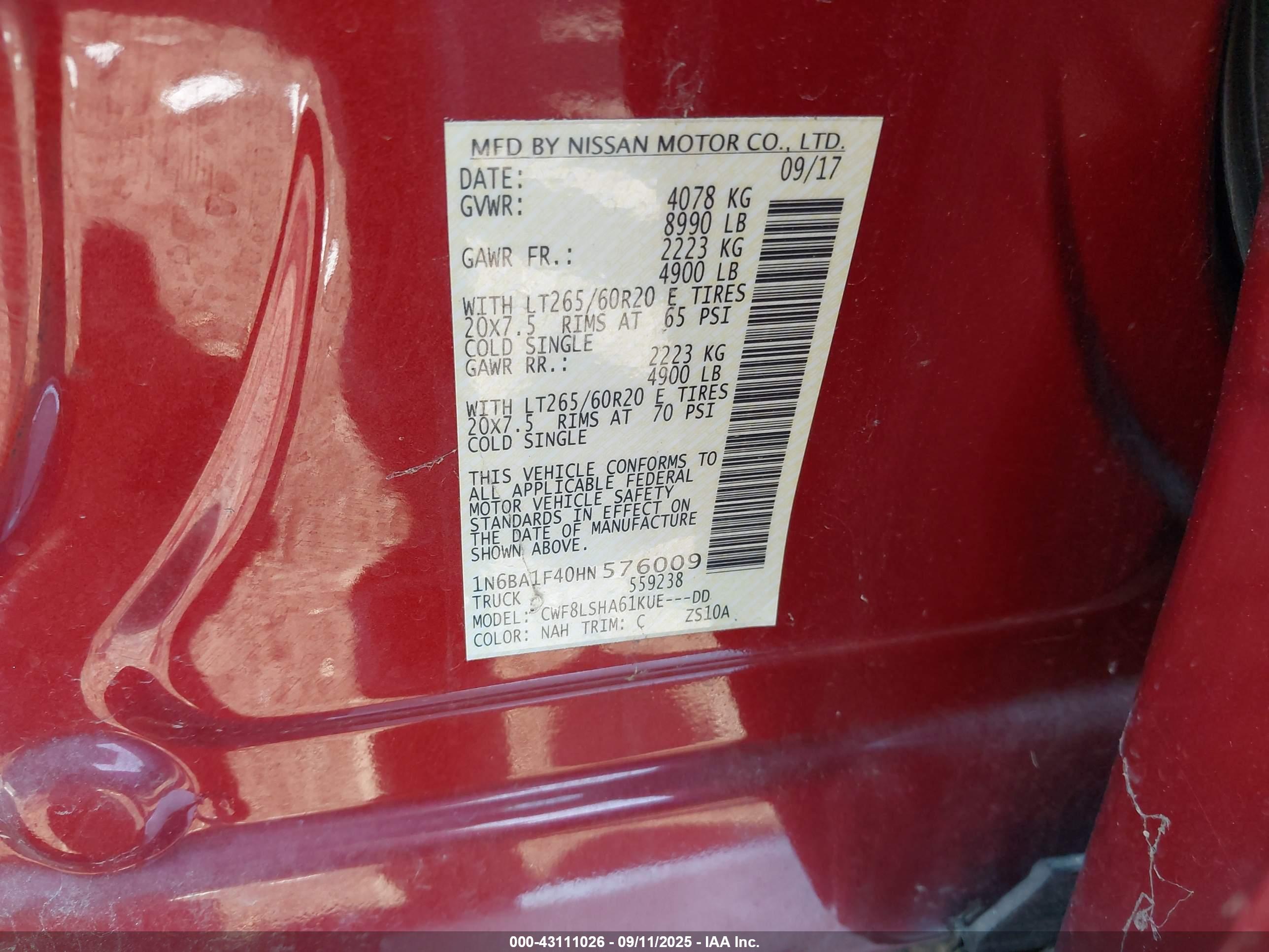 NISSAN TITAN image 9