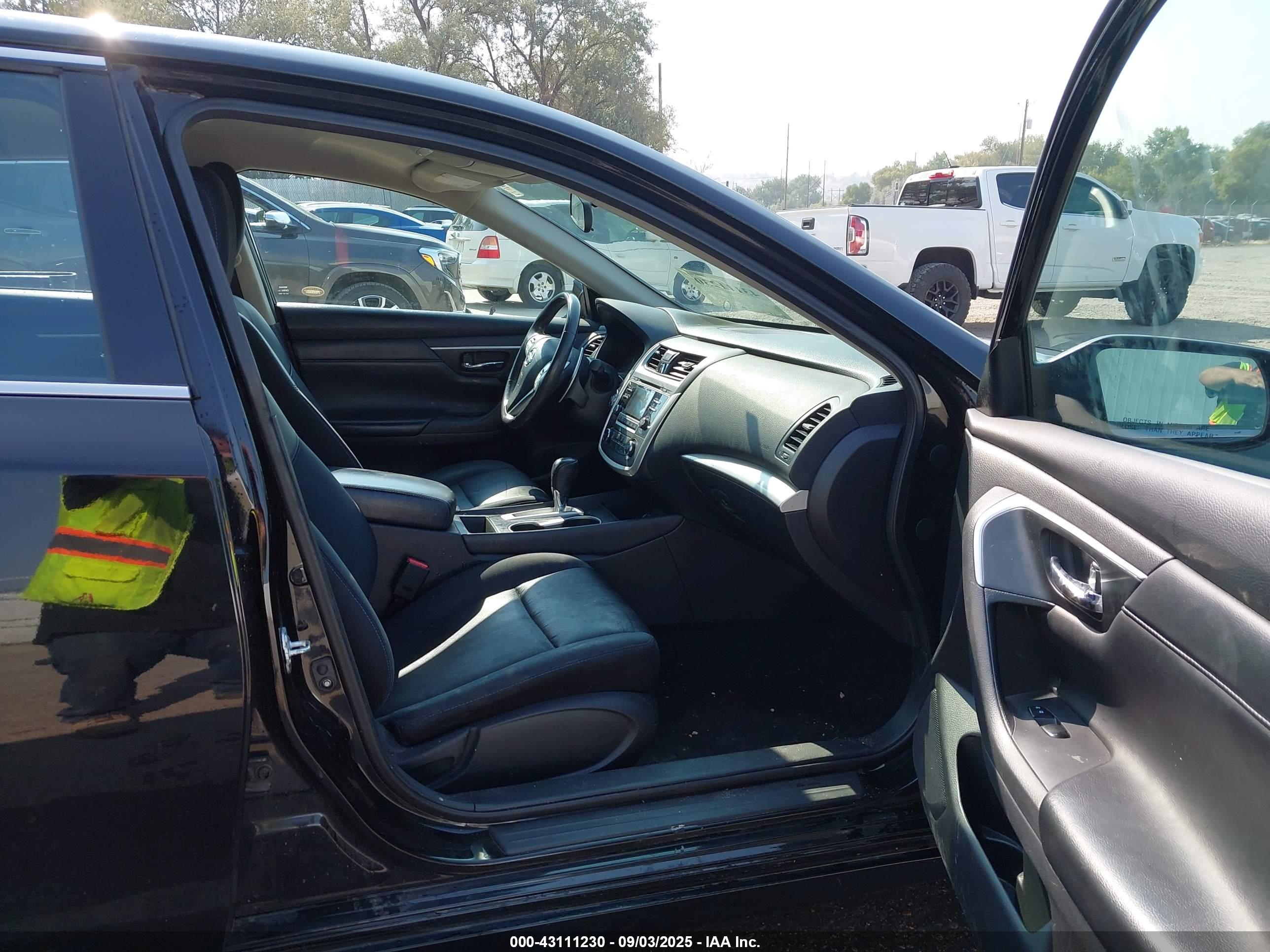 NISSAN ALTIMA image 5