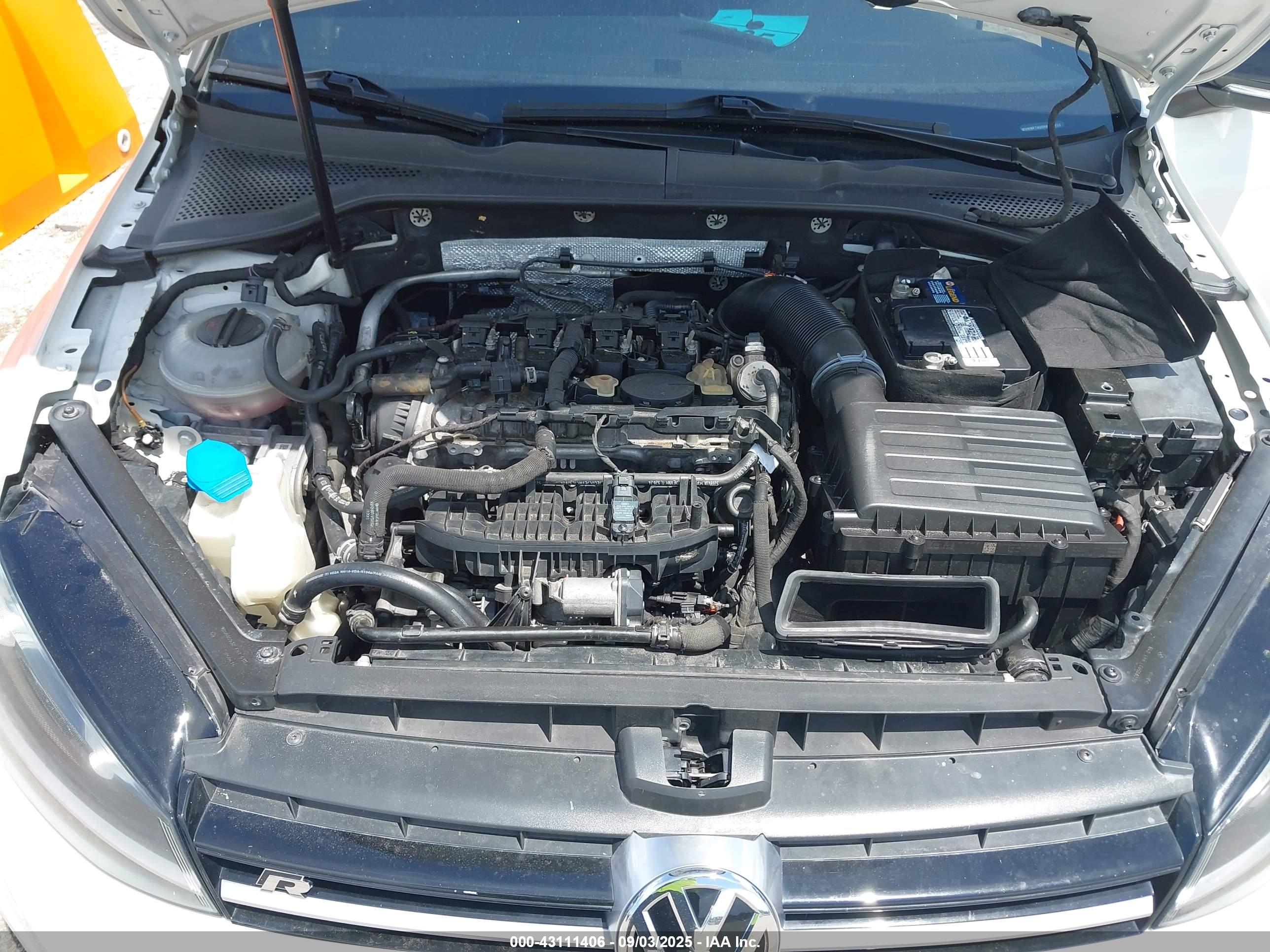 VOLKSWAGEN GOLF image 10