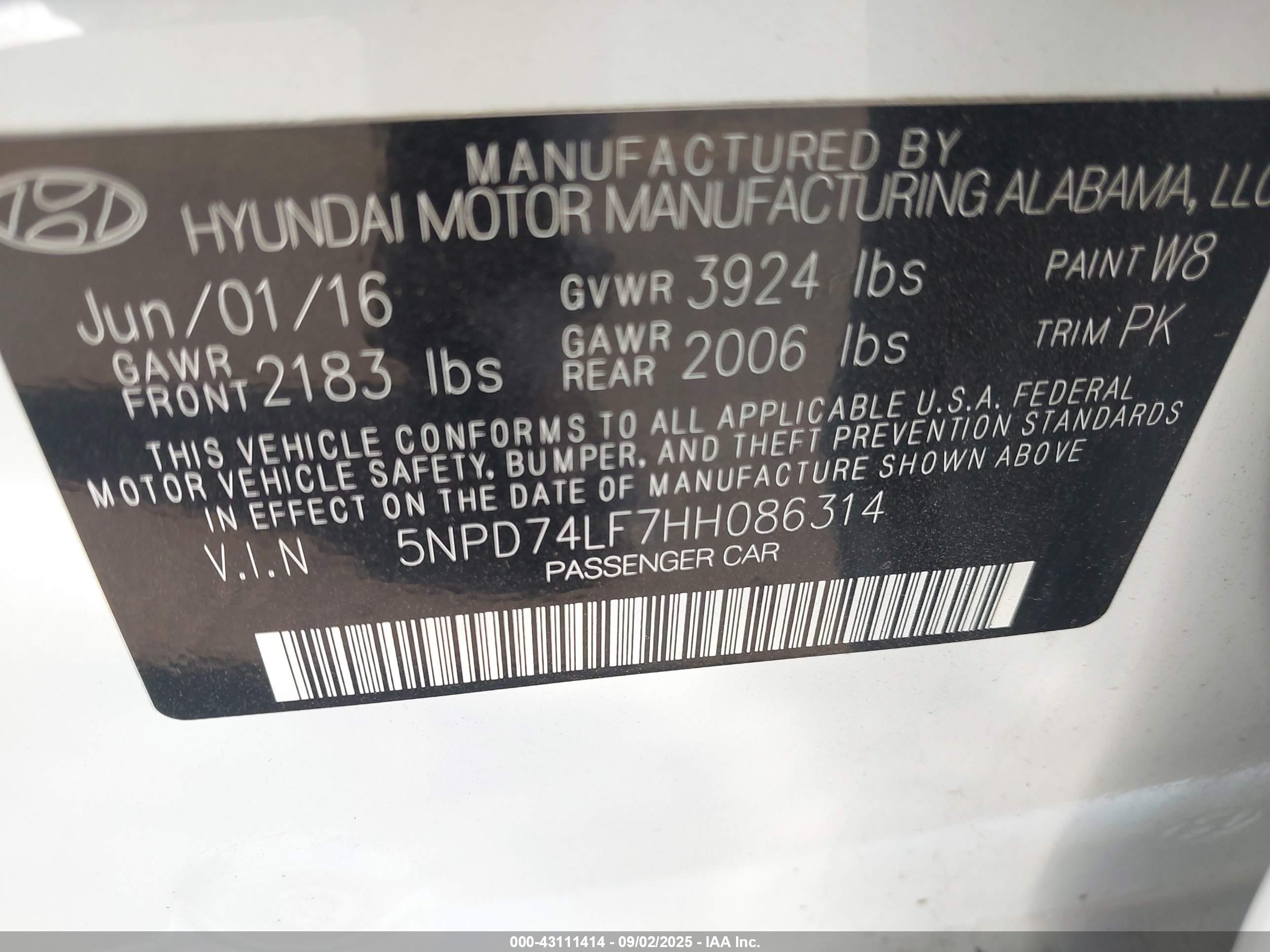 HYUNDAI ELANTRA image 9
