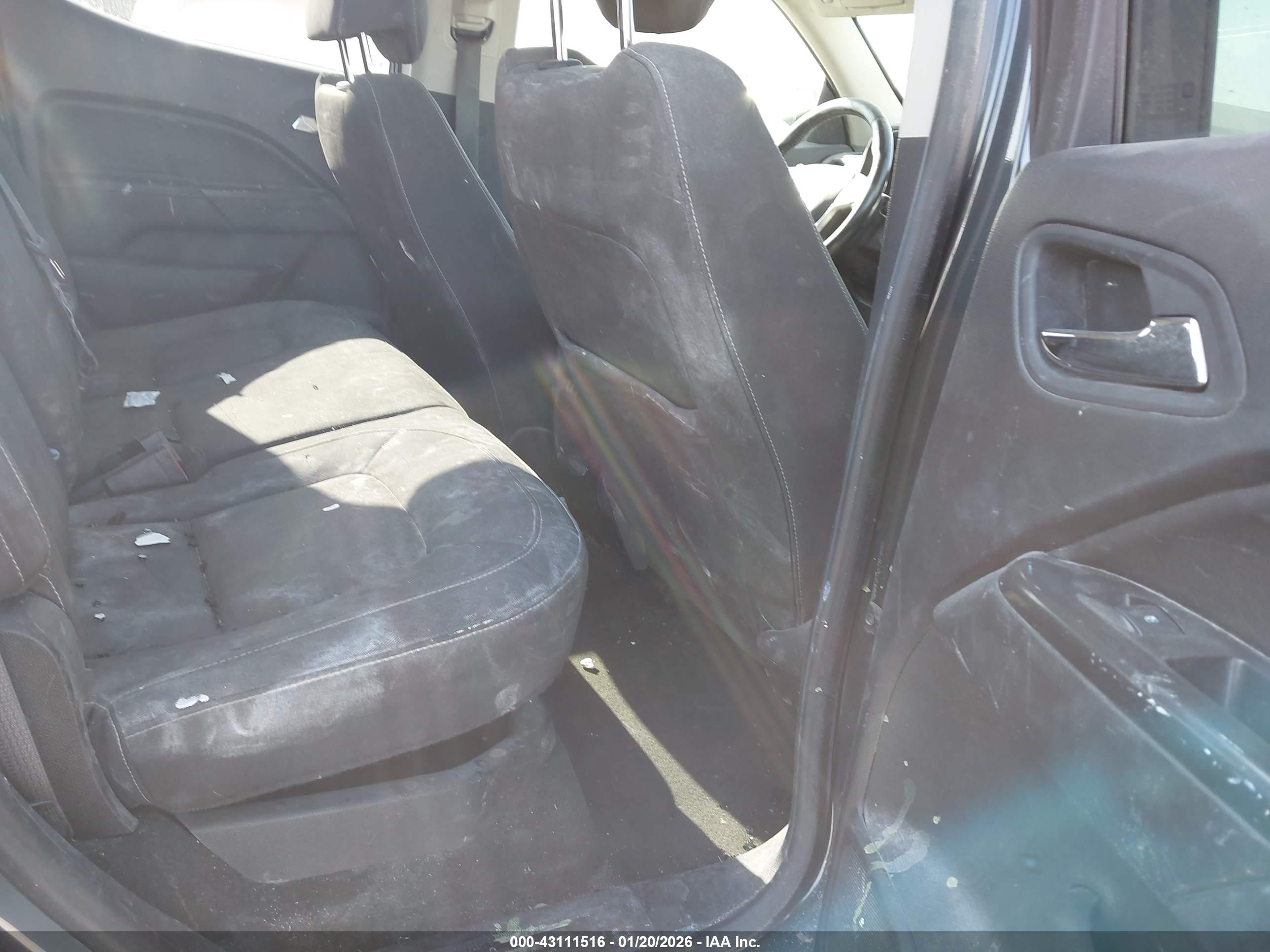 GMC CANYON image 8