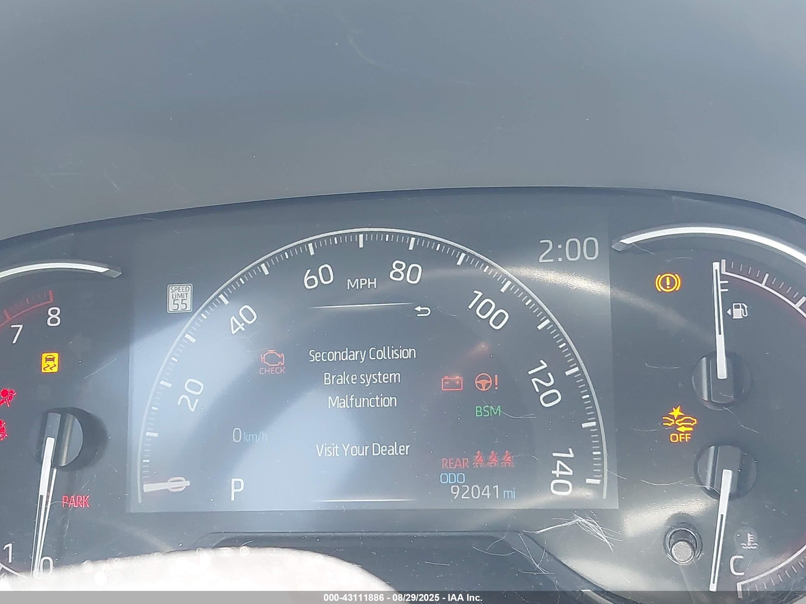 TOYOTA RAV4 image 7