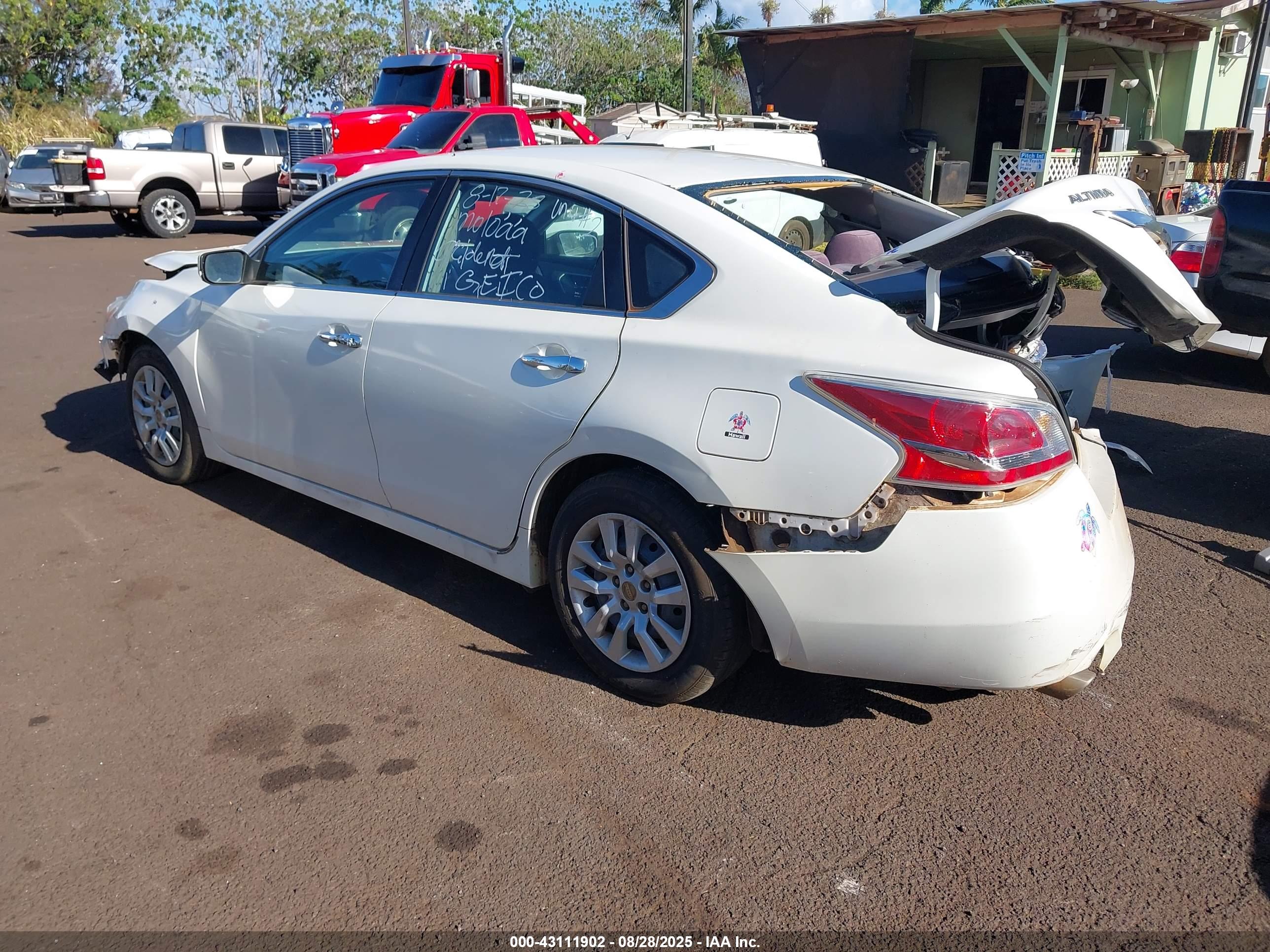 NISSAN ALTIMA image 3