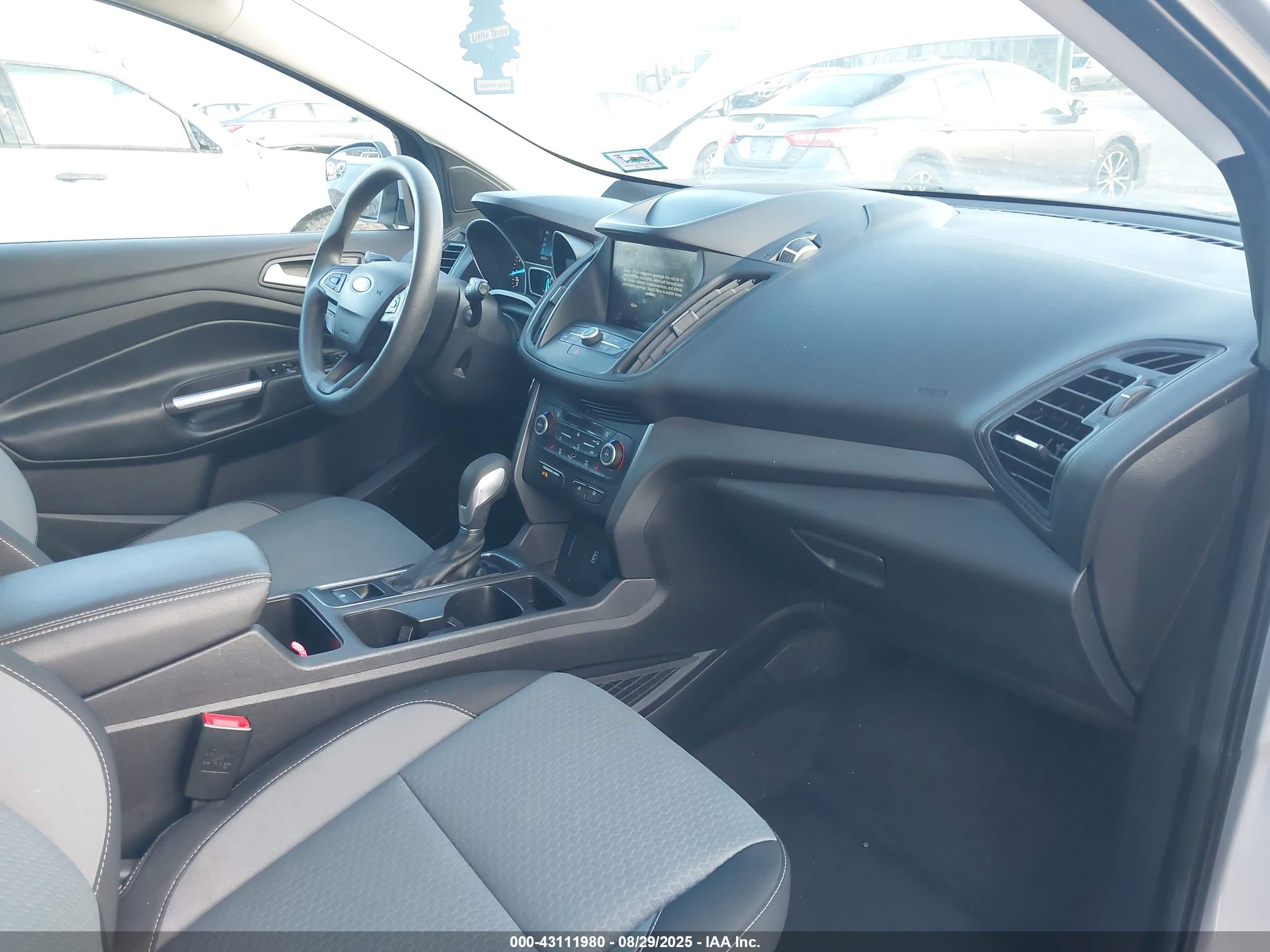 FORD ESCAPE image 5