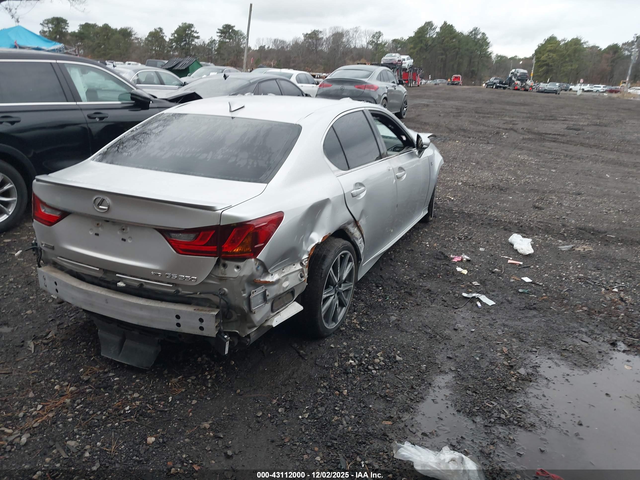 LEXUS GS image 4