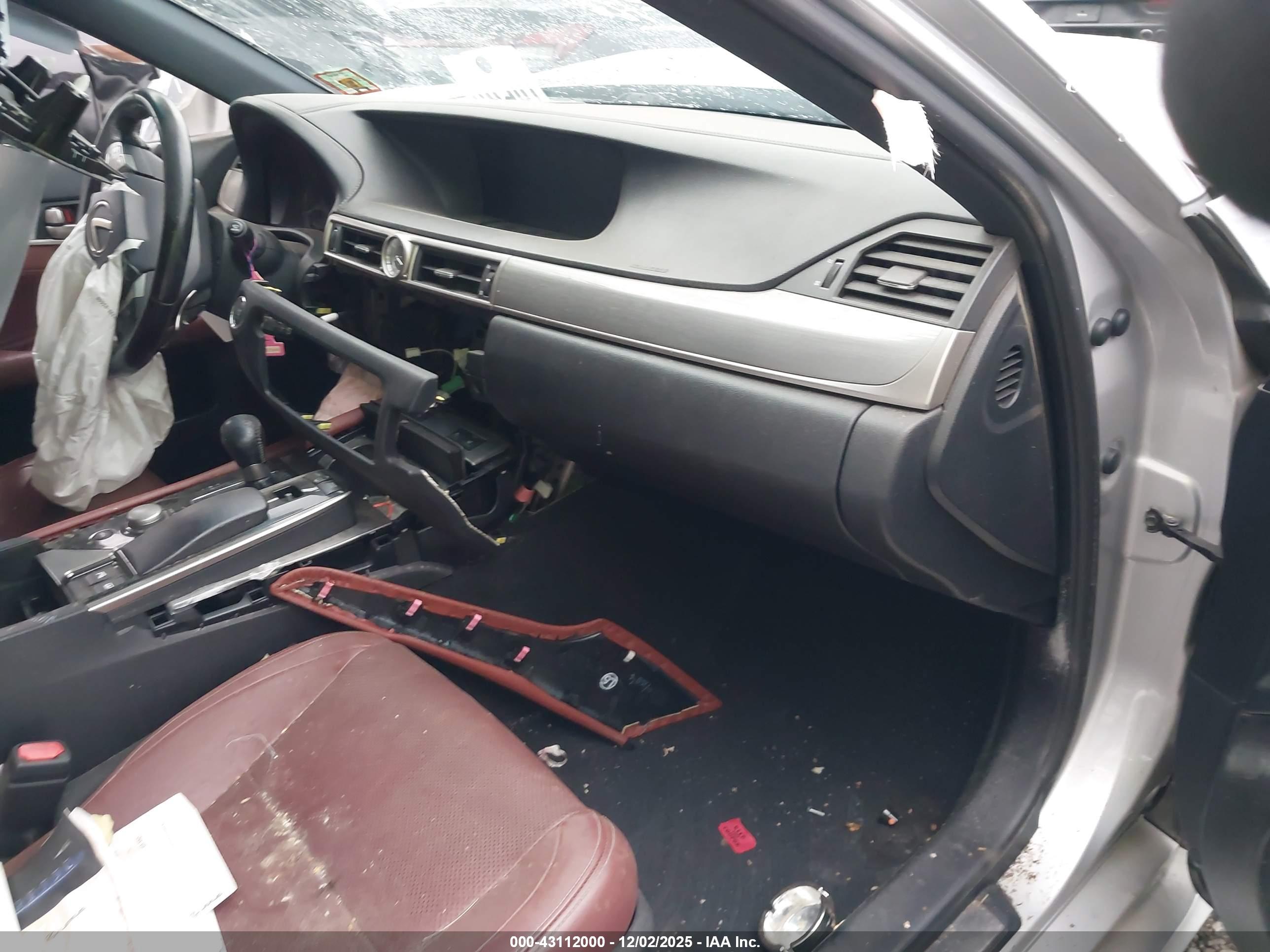 LEXUS GS image 5