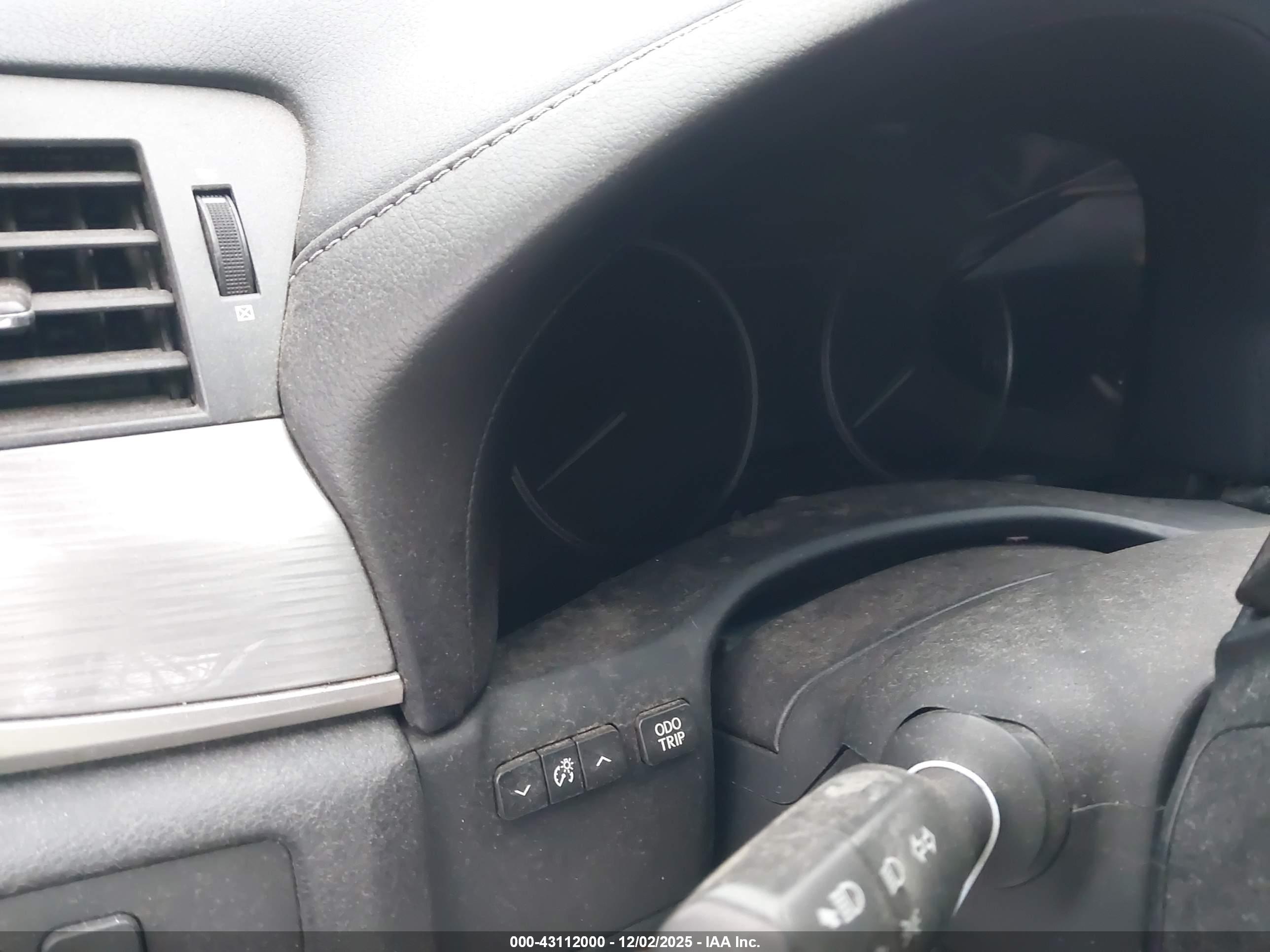 LEXUS GS image 7