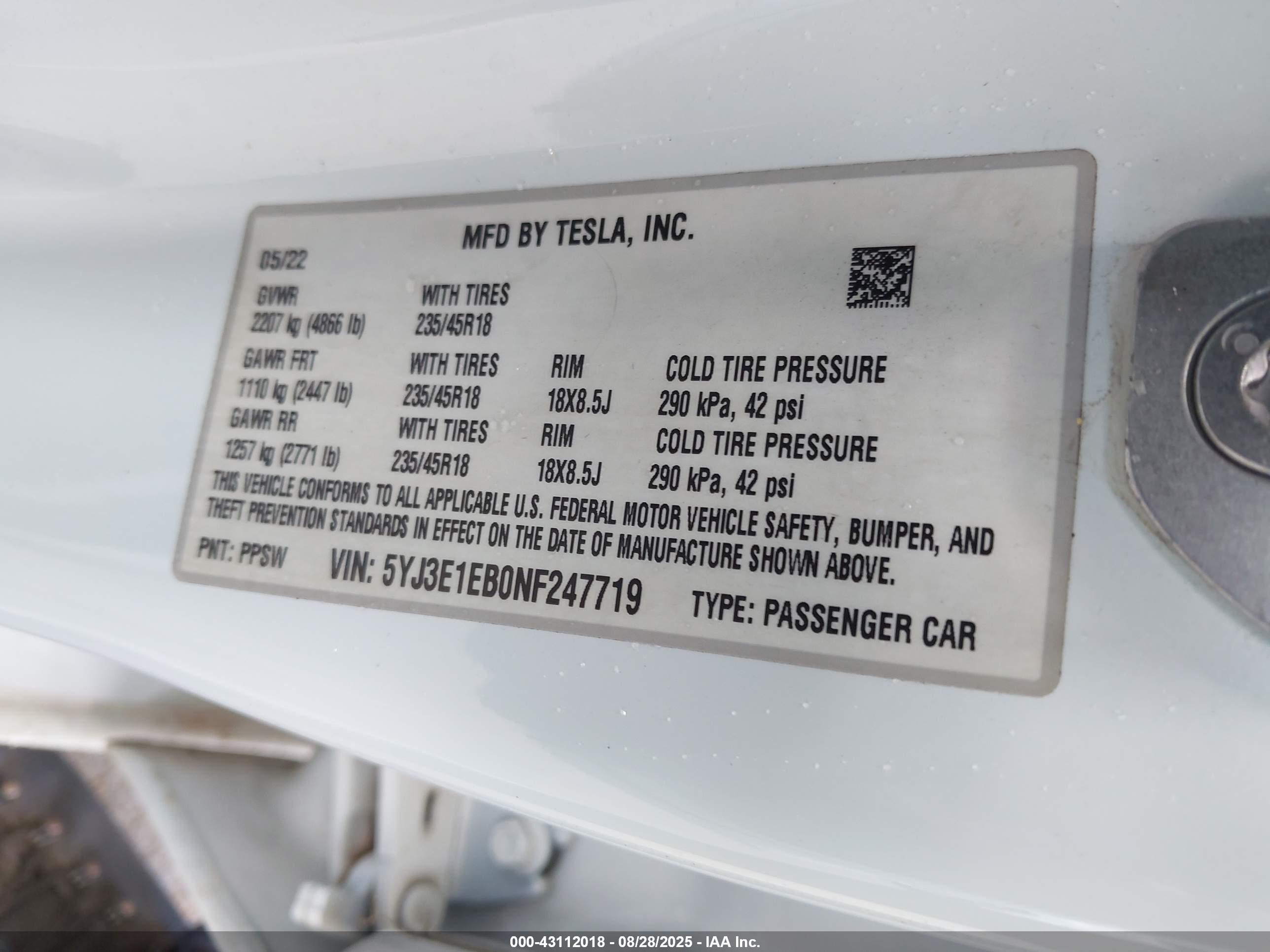 TESLA MODEL image 9
