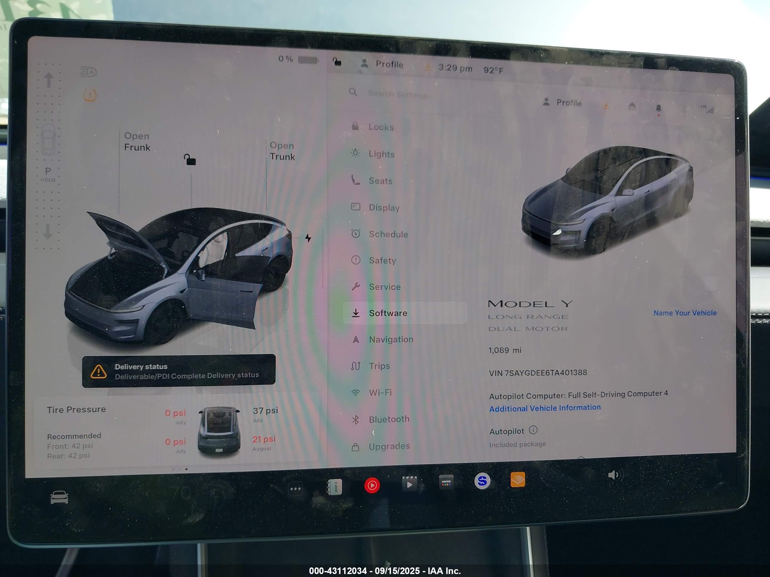 TESLA MODEL image 7