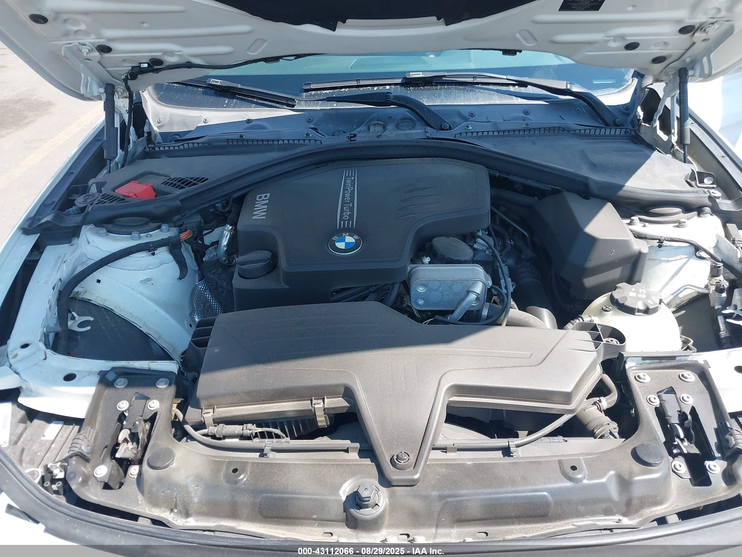 BMW 328I image 10