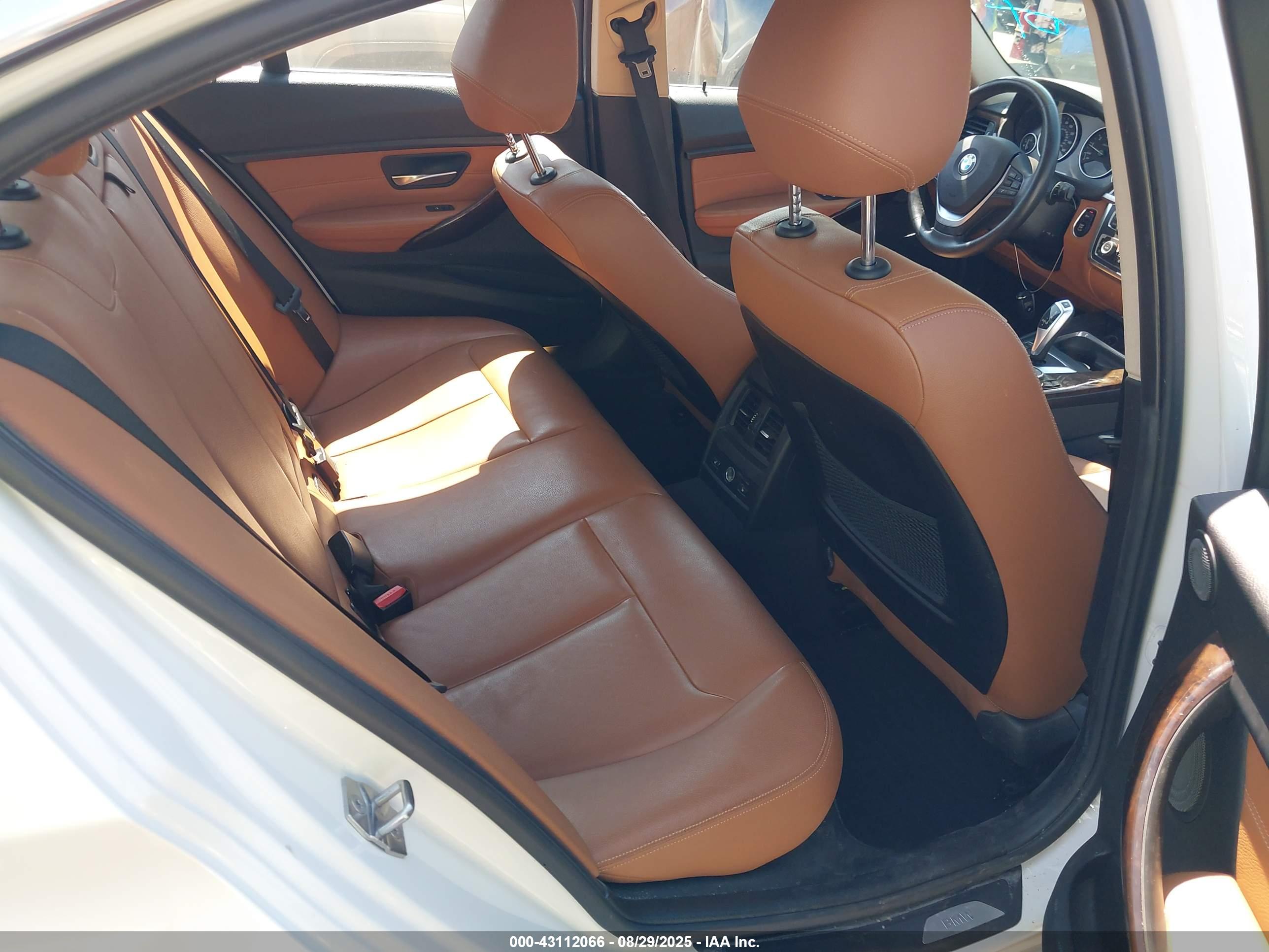 BMW 328I image 8