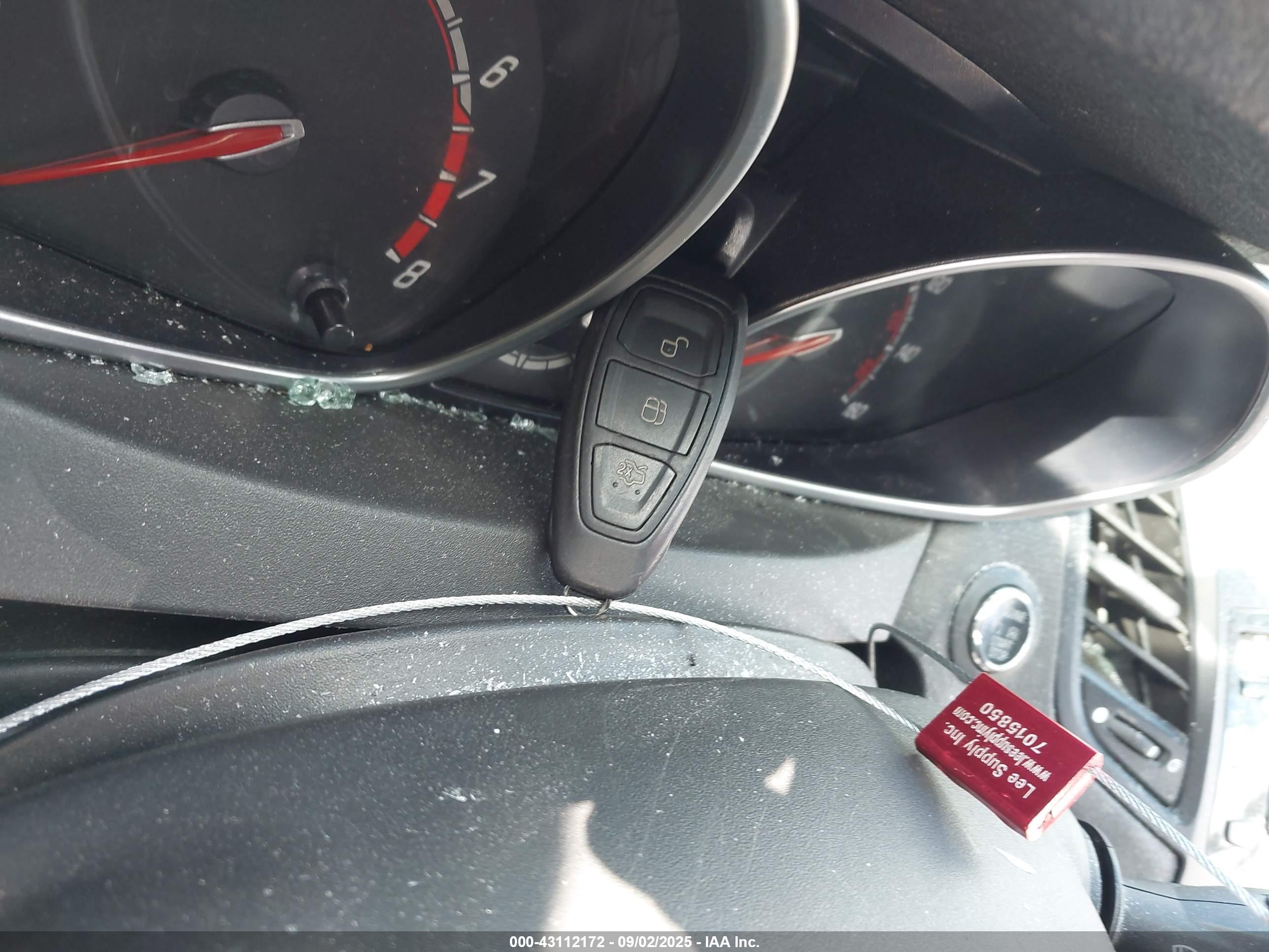 FORD FIESTA image 11