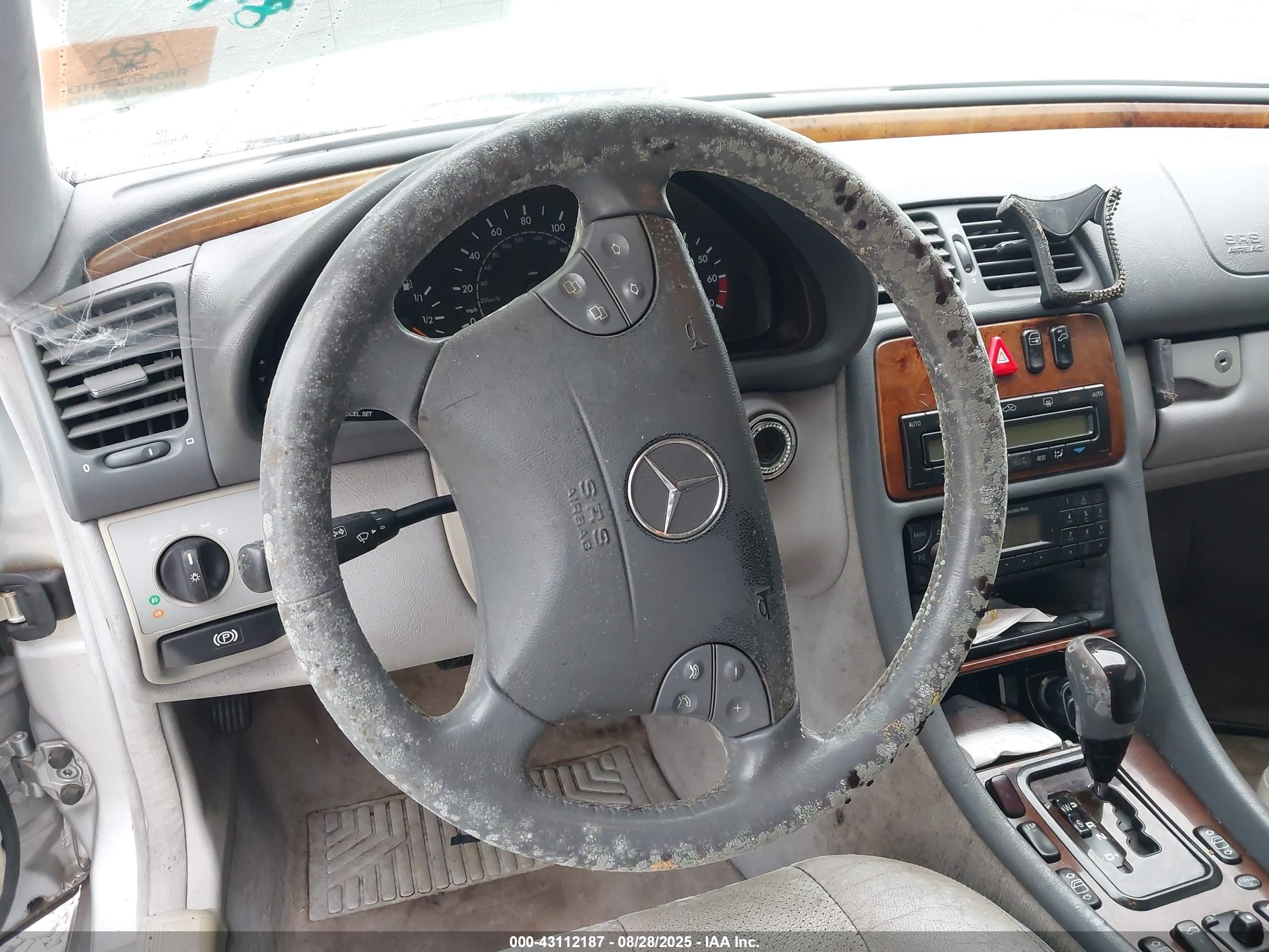 MERCEDES-BENZ CLK image 6