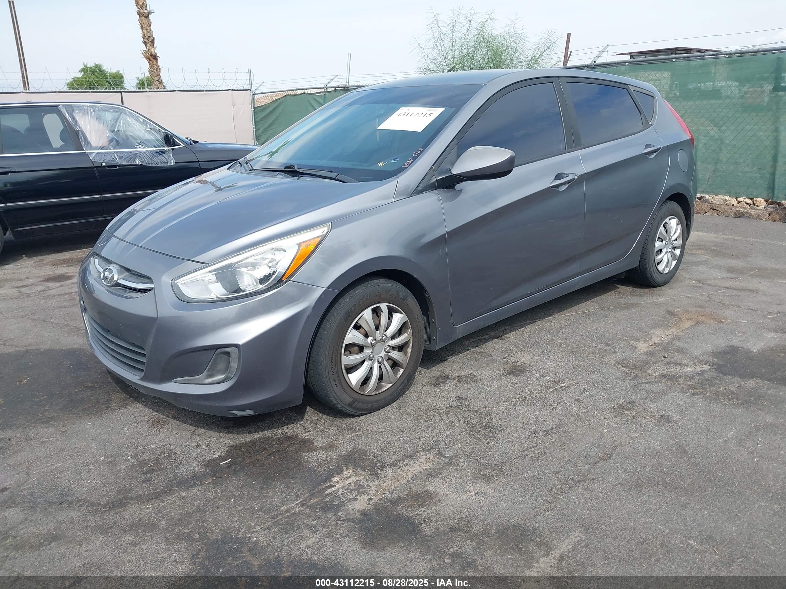 HYUNDAI ACCENT image 2
