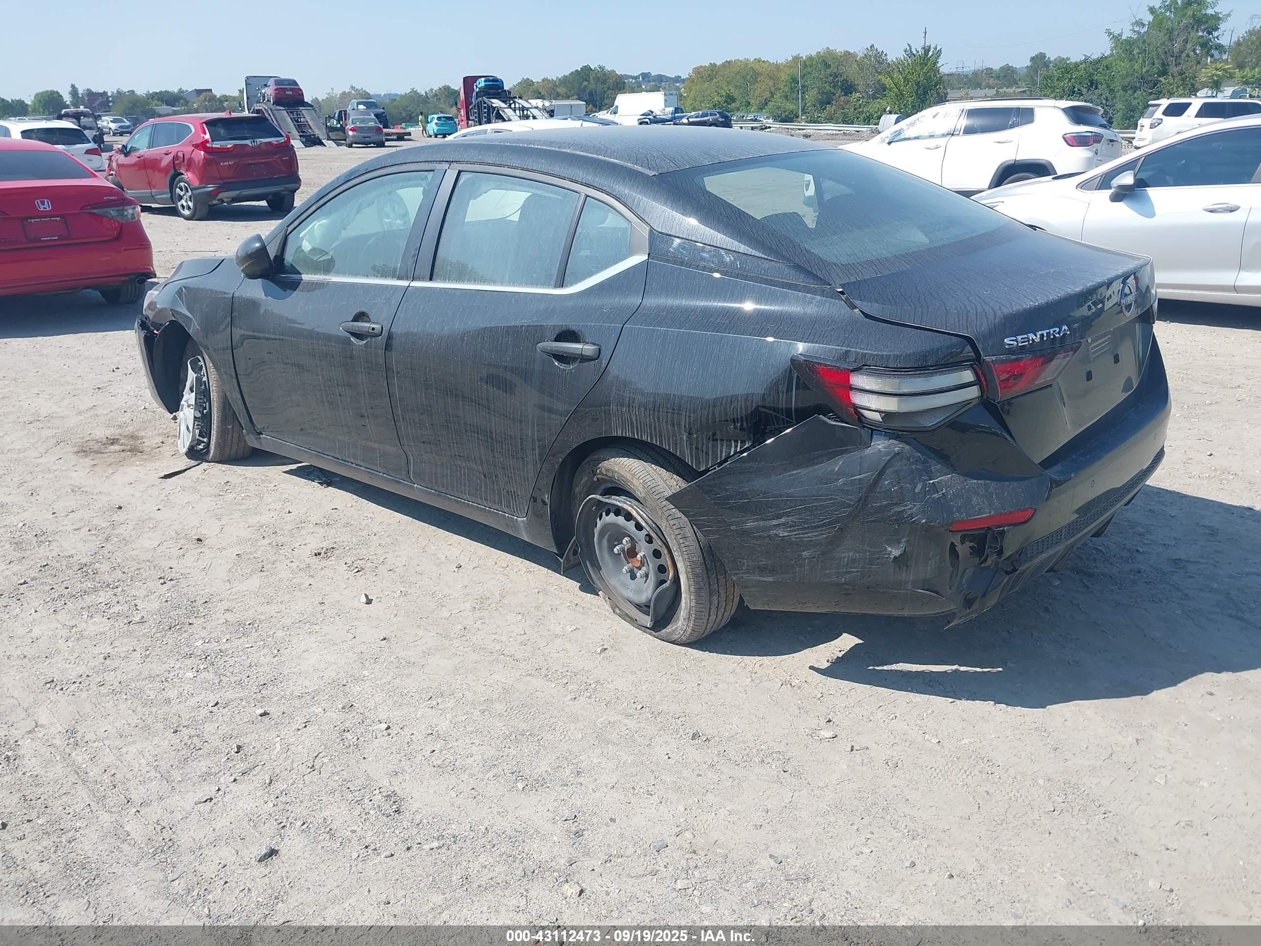 NISSAN SENTRA image 3