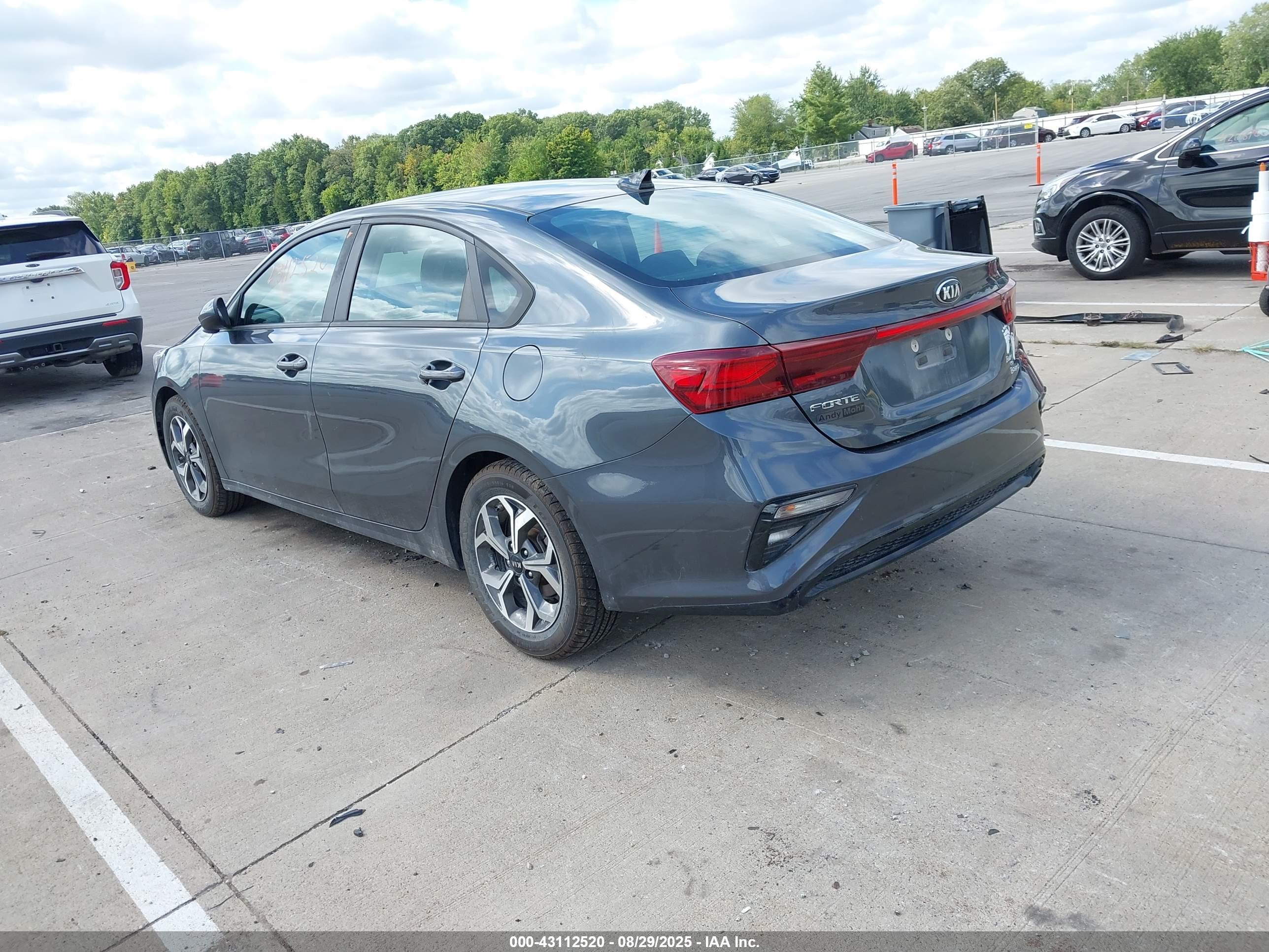 KIA FORTE image 3
