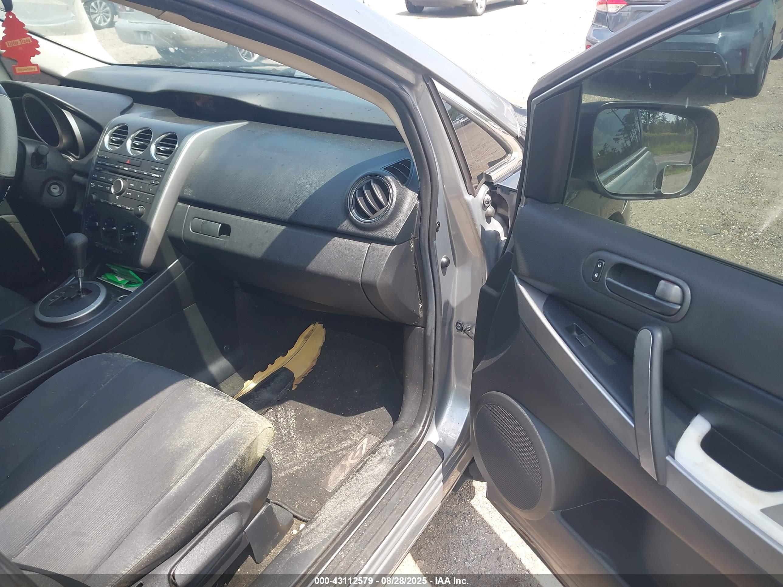 MAZDA CX-7 image 5