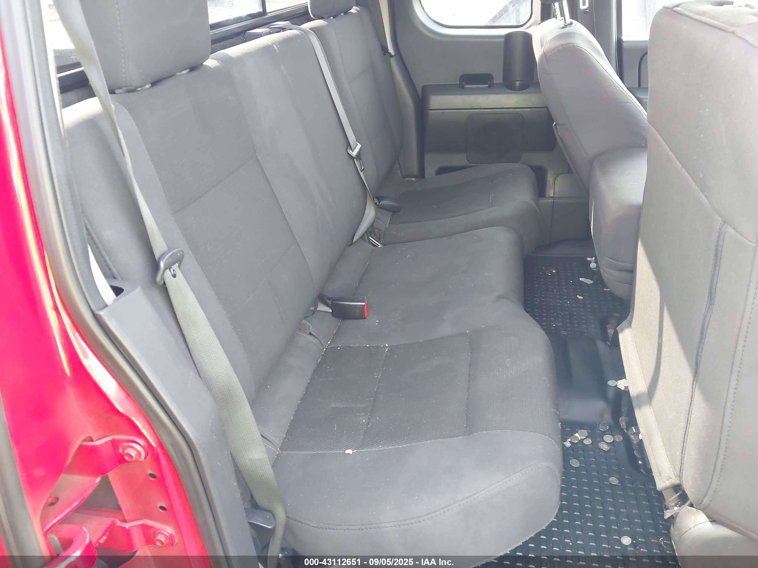 NISSAN TITAN image 8
