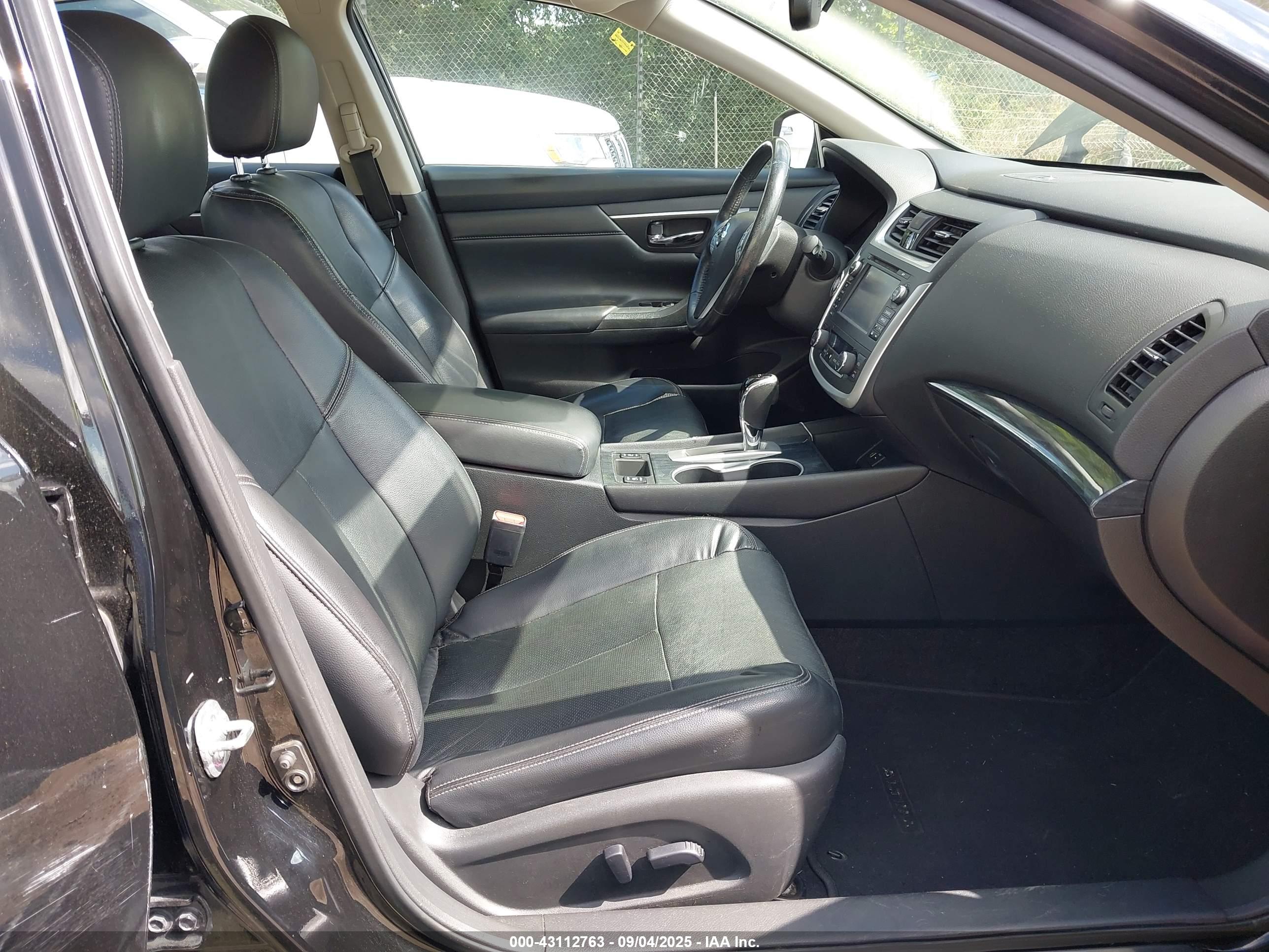 NISSAN ALTIMA image 5