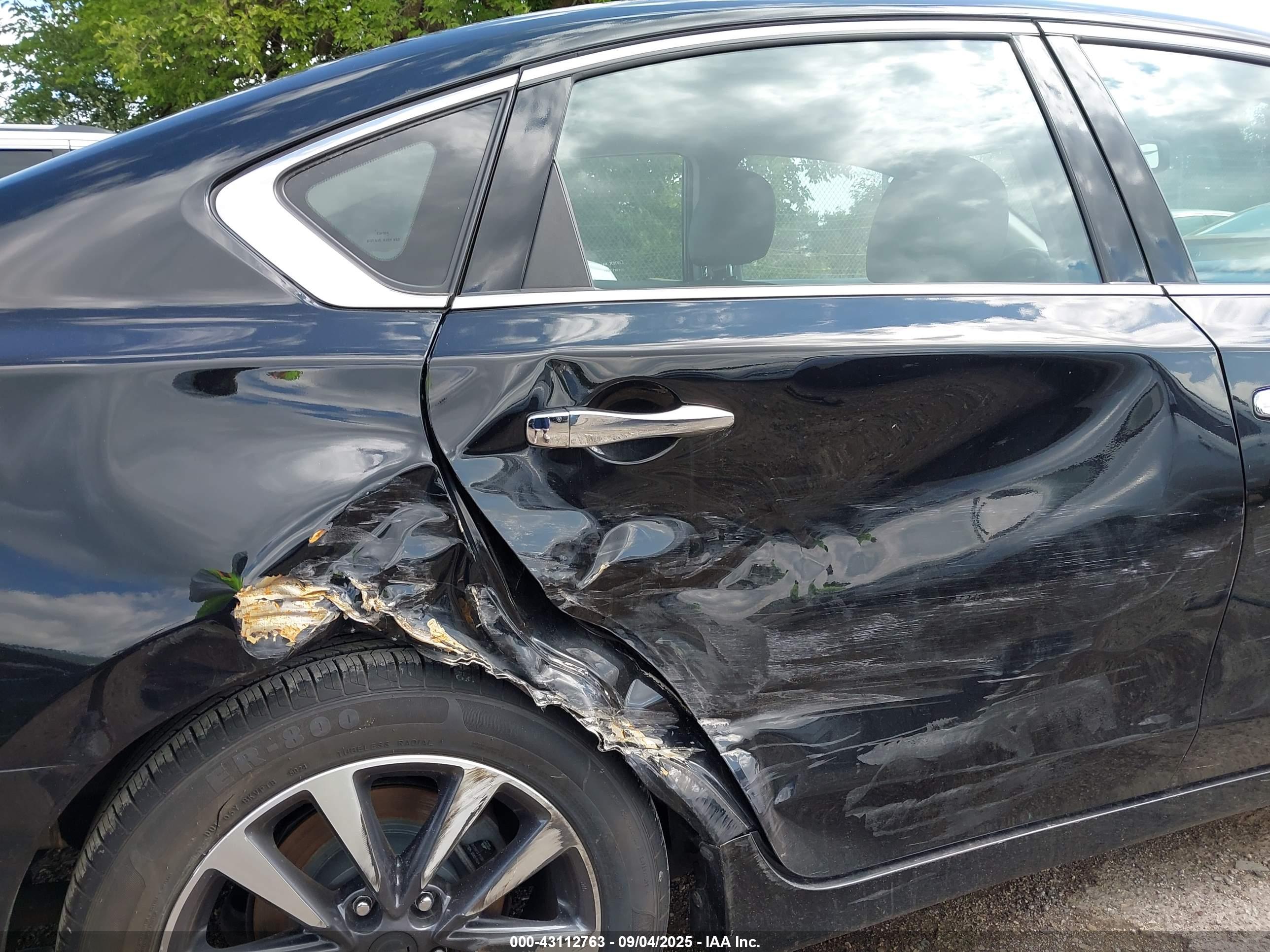 NISSAN ALTIMA image 6