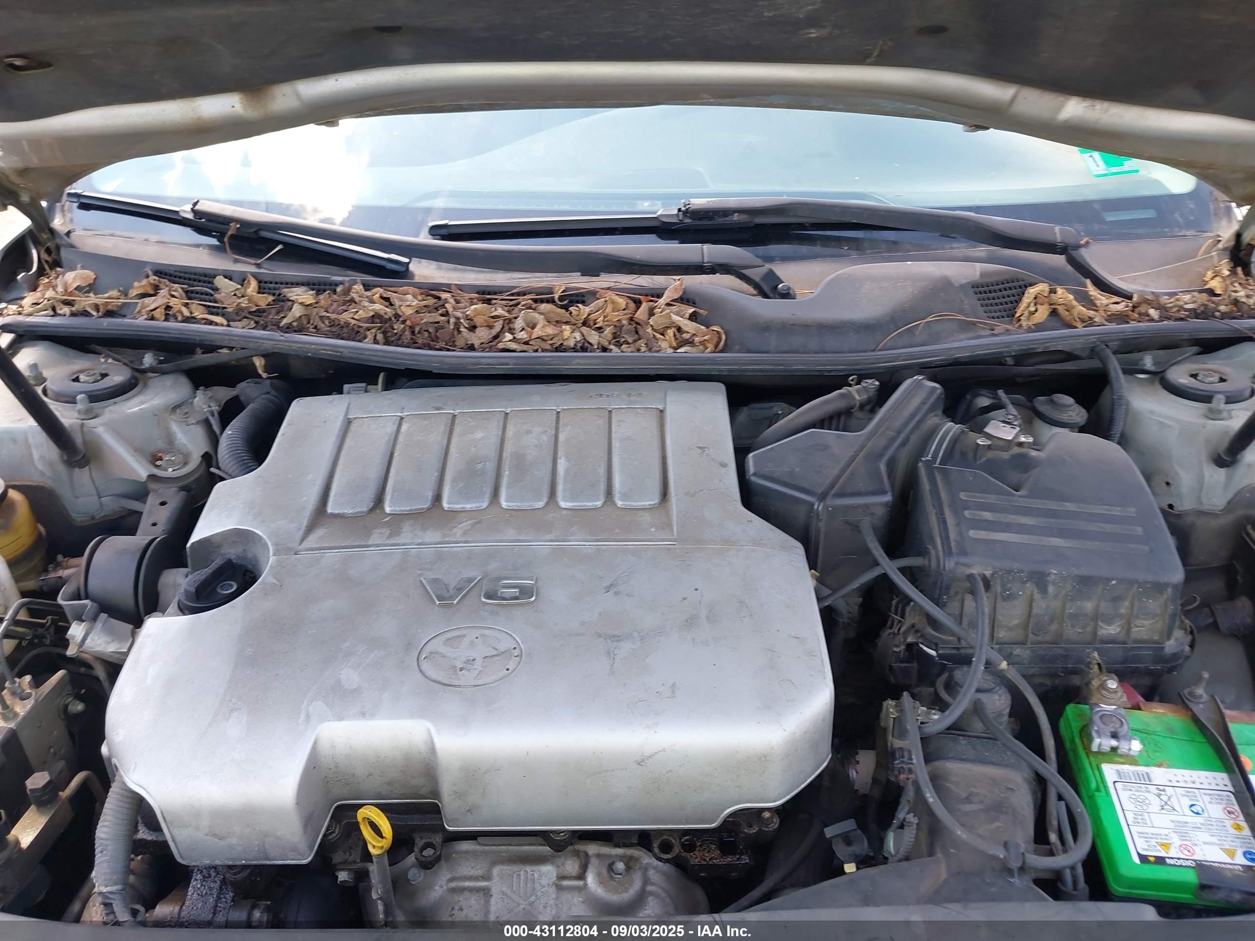 TOYOTA AVALON image 10