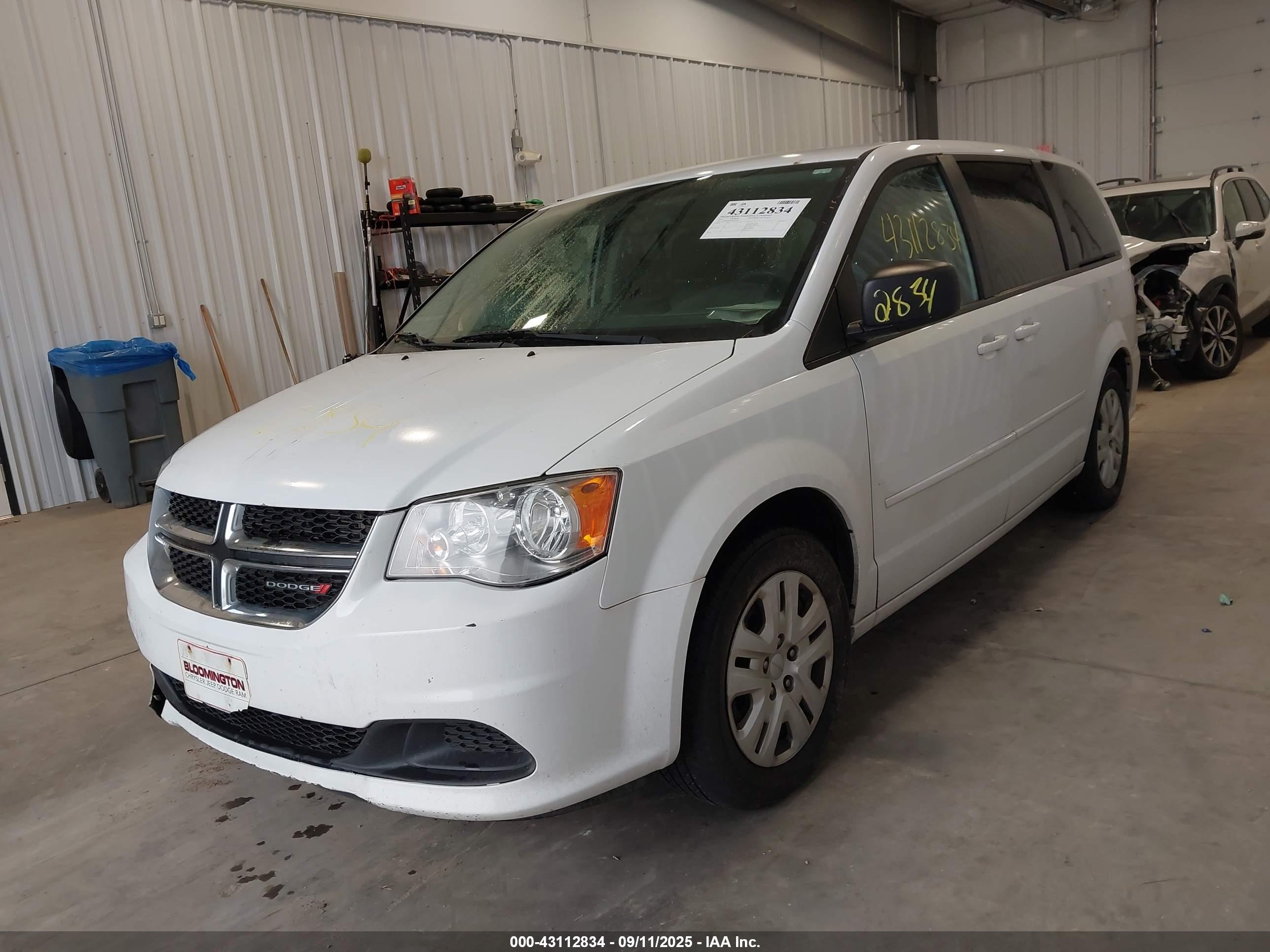 DODGE GRAND image 2
