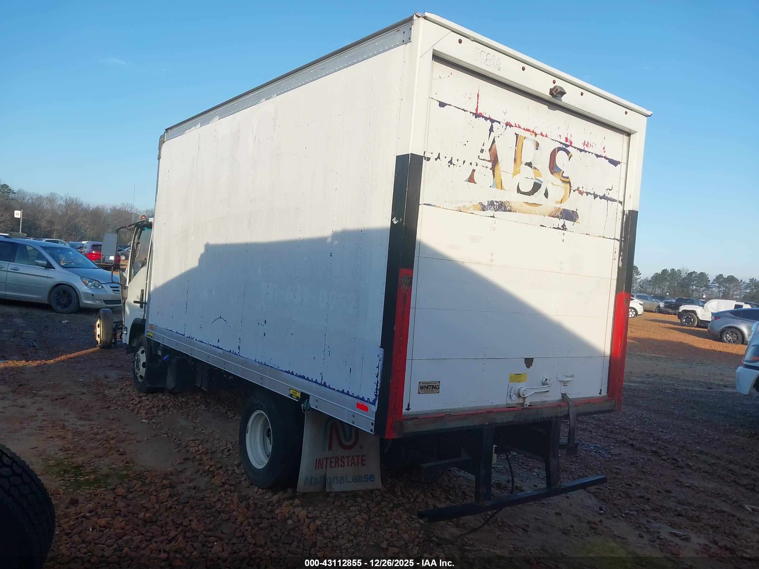 ISUZU NPR image 3