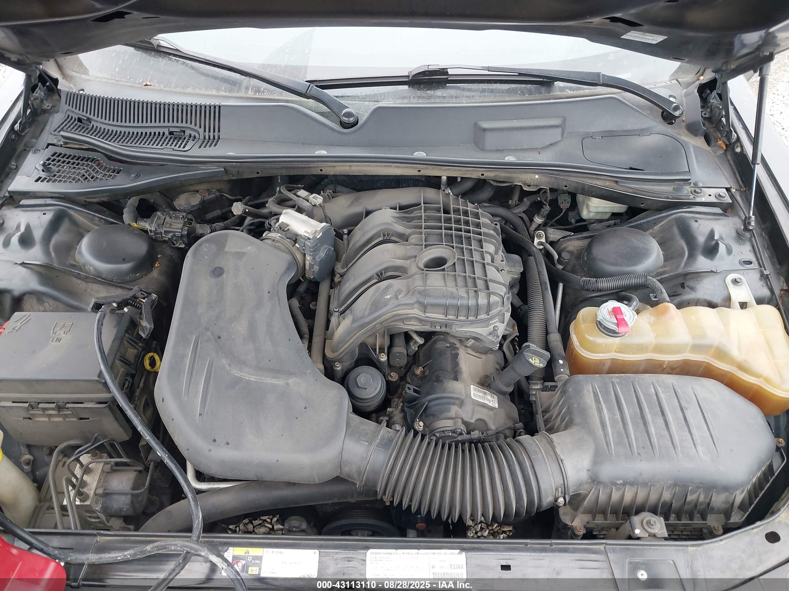 DODGE CHALLENGER image 10