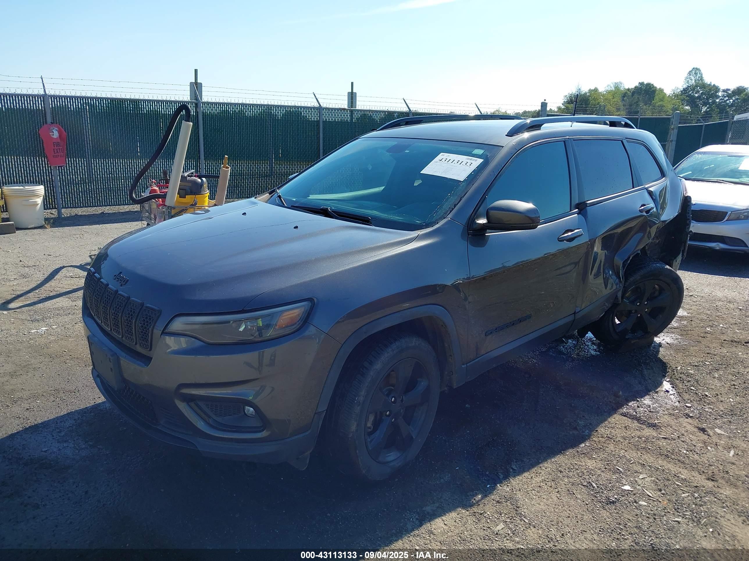 JEEP CHEROKEE image 2