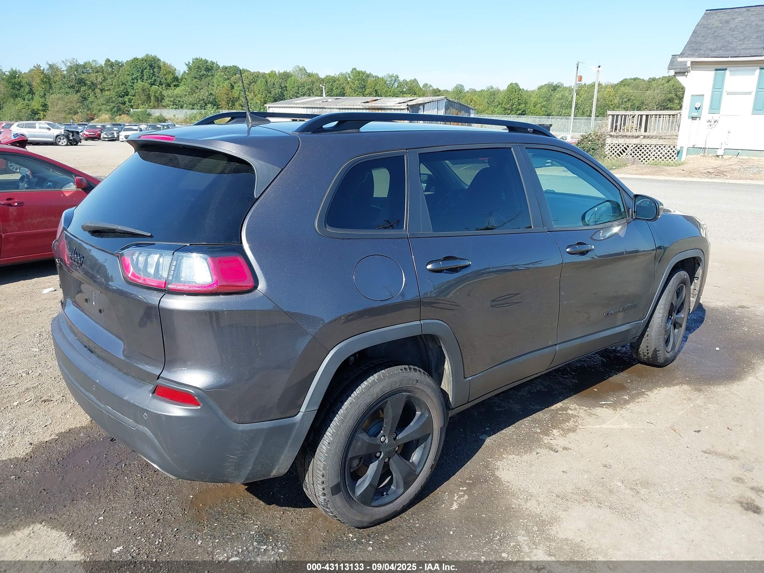 JEEP CHEROKEE image 4