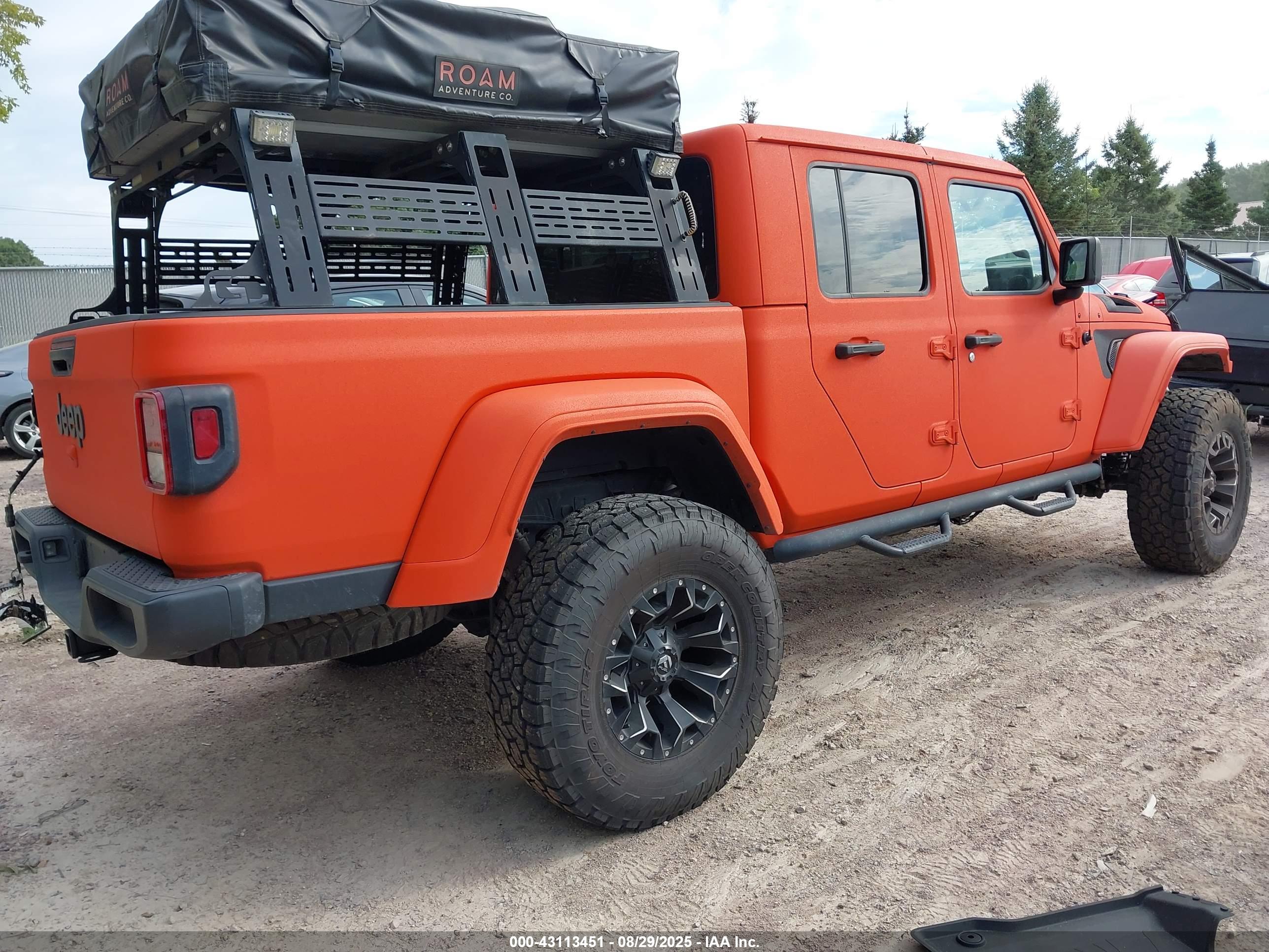 JEEP GLADIATOR image 4