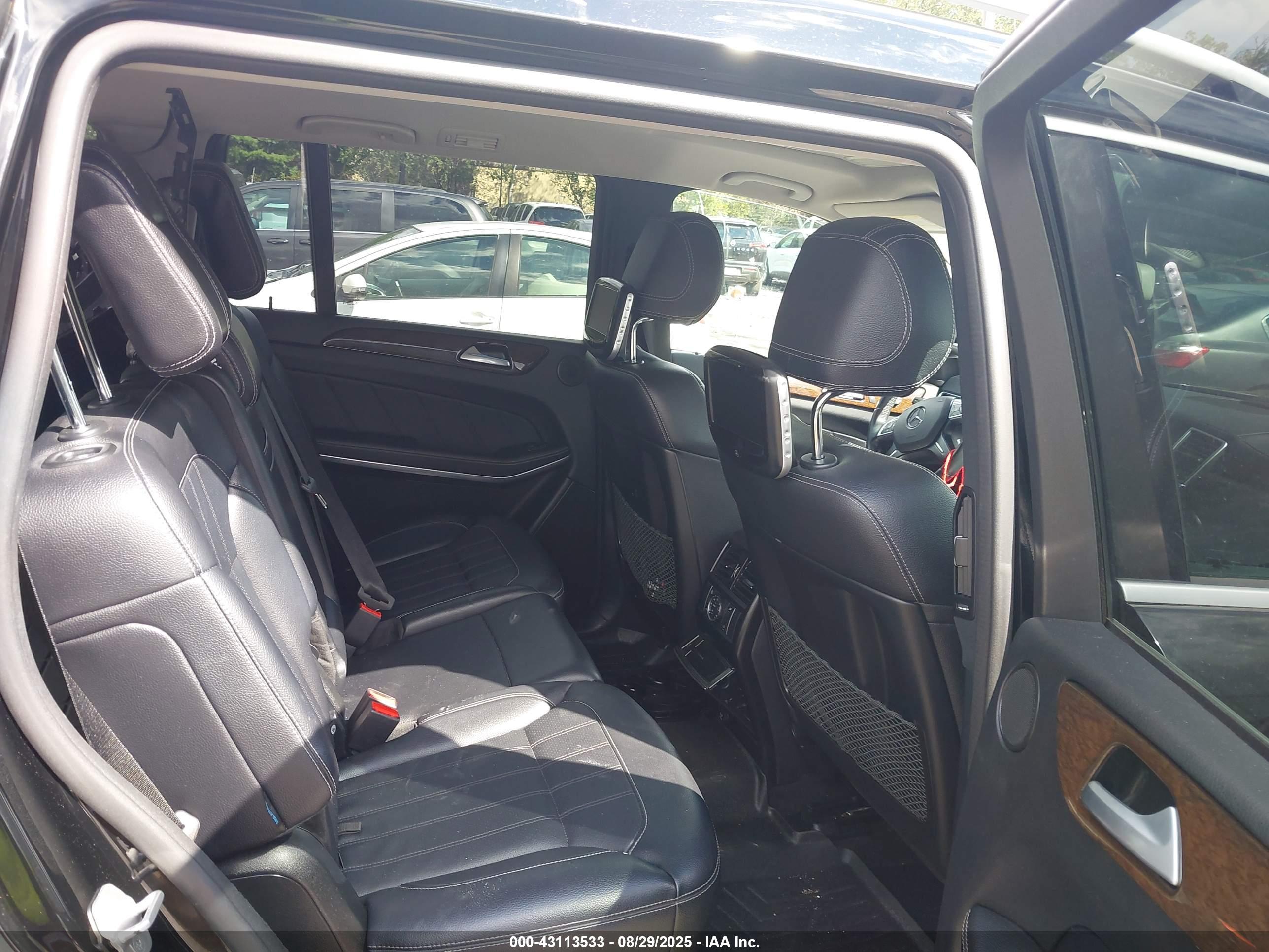 MERCEDES-BENZ GL image 8