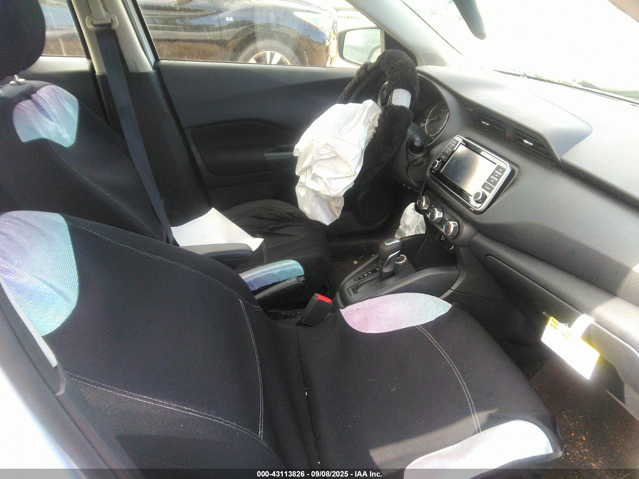 NISSAN KICKS image 5