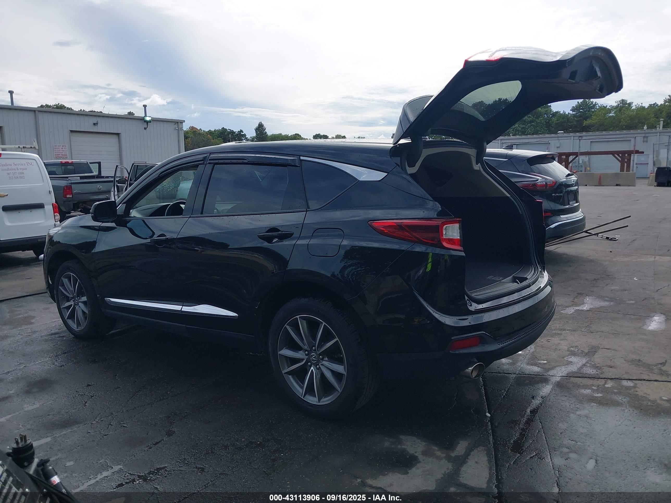 ACURA RDX image 3