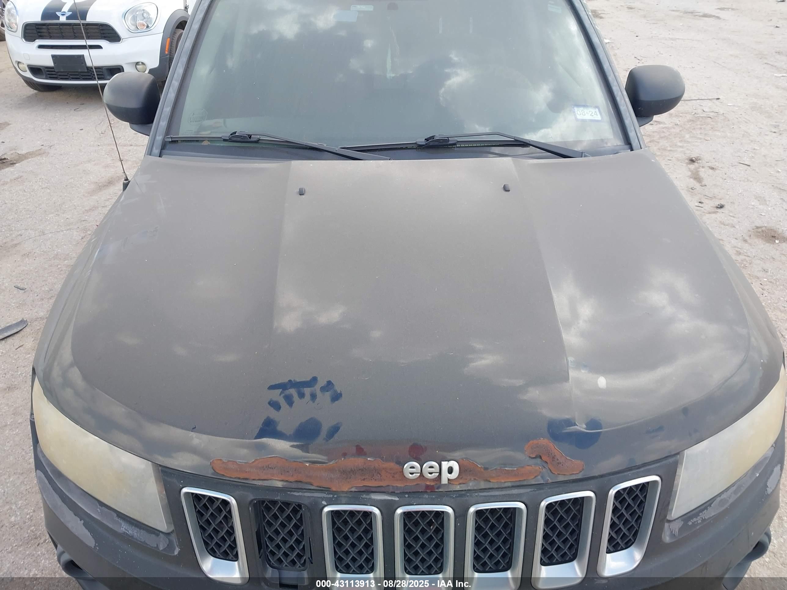 JEEP COMPASS image 6