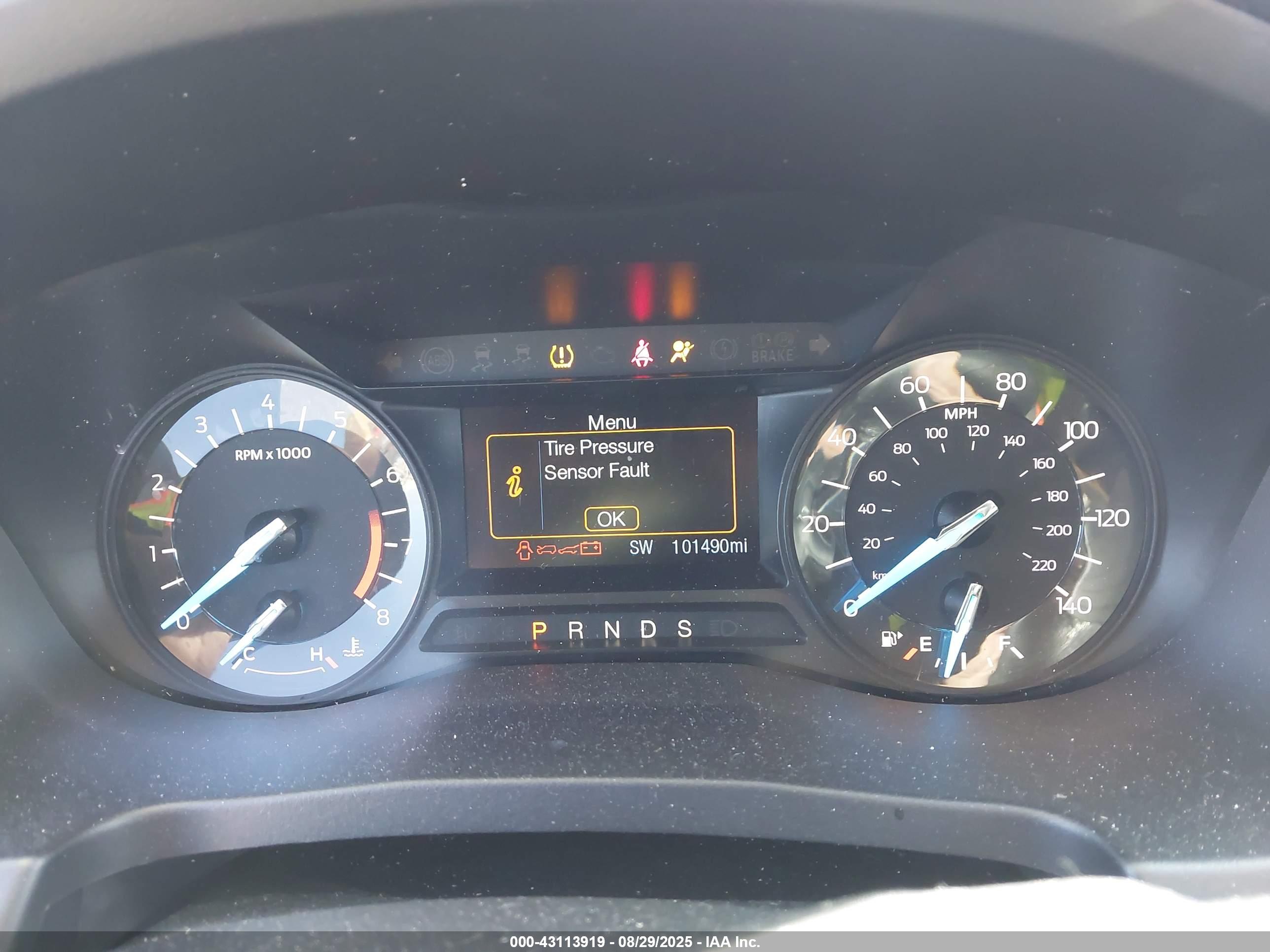 FORD EXPLORER image 7